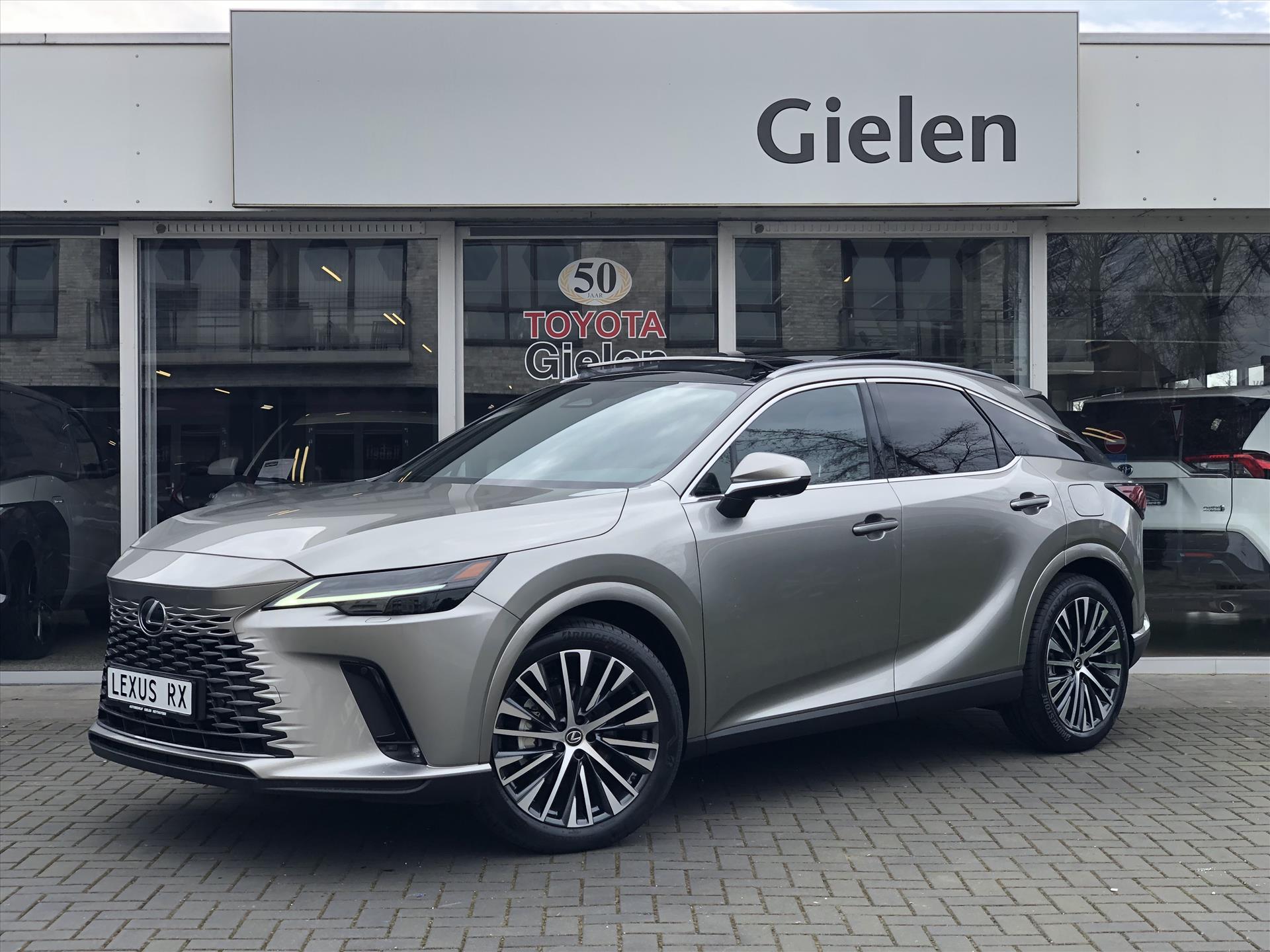 Lexus RX 450h+ Plug-in Hybrid AWD Executive Line | Panoramadak, Geheugenfunctie, Stoelventilatie, Head up display, Stuurverwarming 37389576-0.jpg | Autobedrijf Gielen