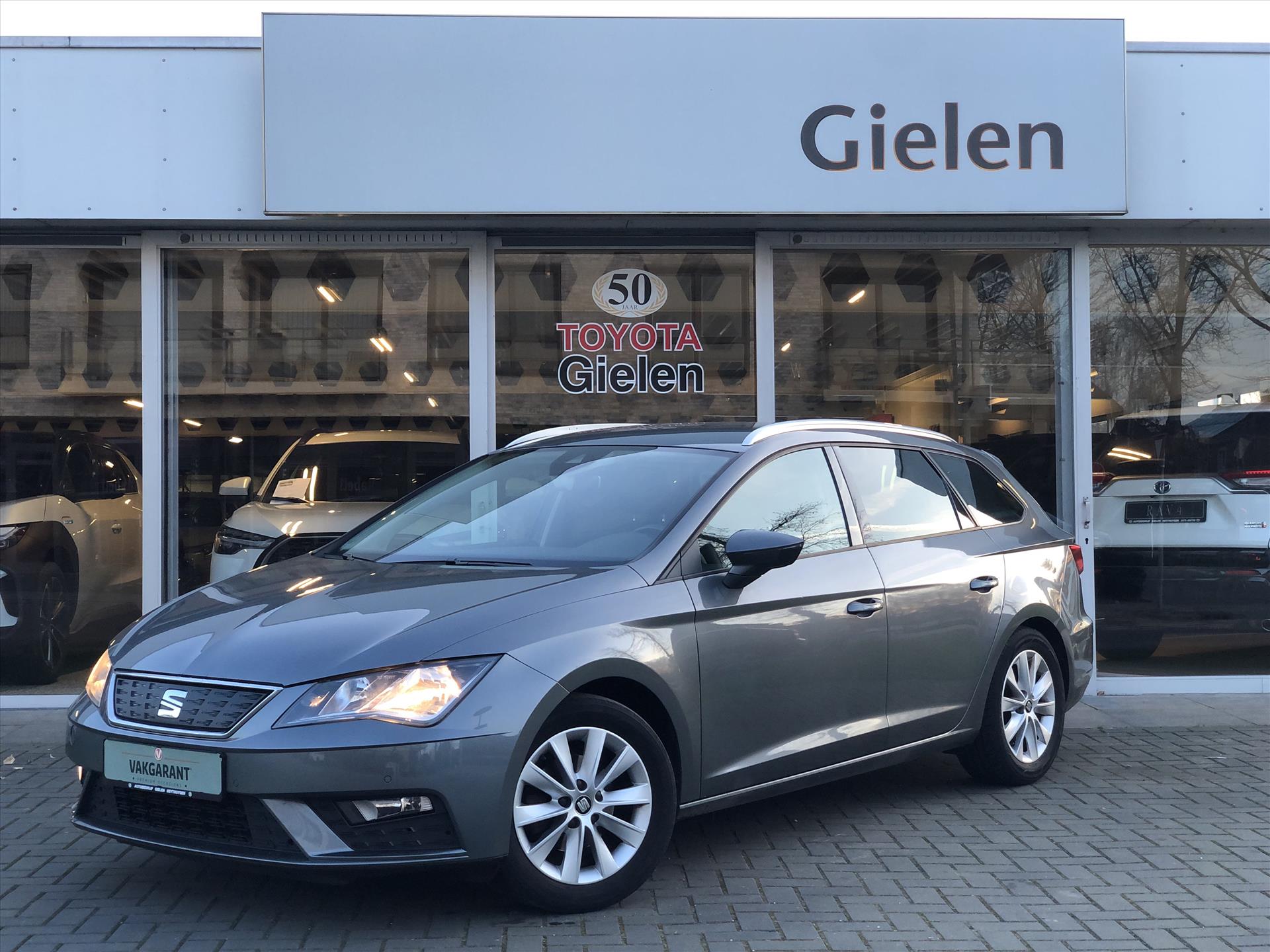 SEAT Leon 1.0 EcoTSI Style Business Intense | Trekhaak, CarPlay, Cruise control, Navigatie, Climate control, Keyless, Parkeersensoren 37390157-0.jpg | Autobedrijf Gielen