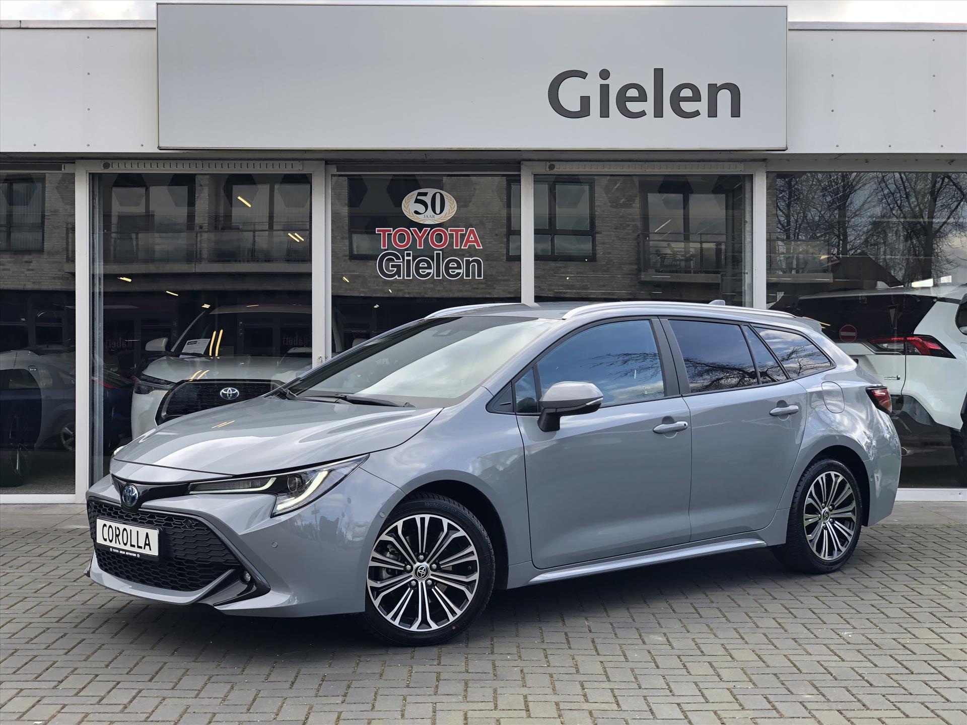 Toyota Corolla Touring Sports 2.0 Hybrid Style Plus | Dodehoekherkenning, Parkeersensoren, Stoel + Stuurverwarming, Nieuwe multimedia 37429778-0.jpg | Autobedrijf Gielen