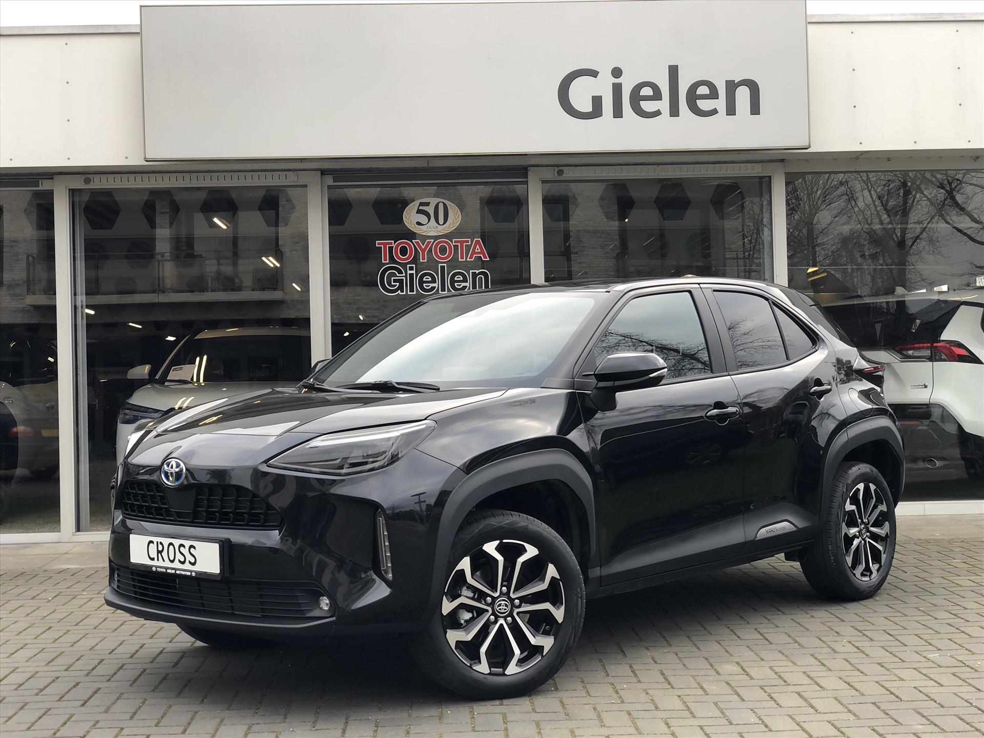Toyota Yaris Cross 1.5 Hybrid Dynamic | Apple CarPlay/Android Auto, Keyless, Startknop, 17inch lichtmetalen velgen, Privacy Glass 37489762-0.jpg | Autobedrijf Gielen
