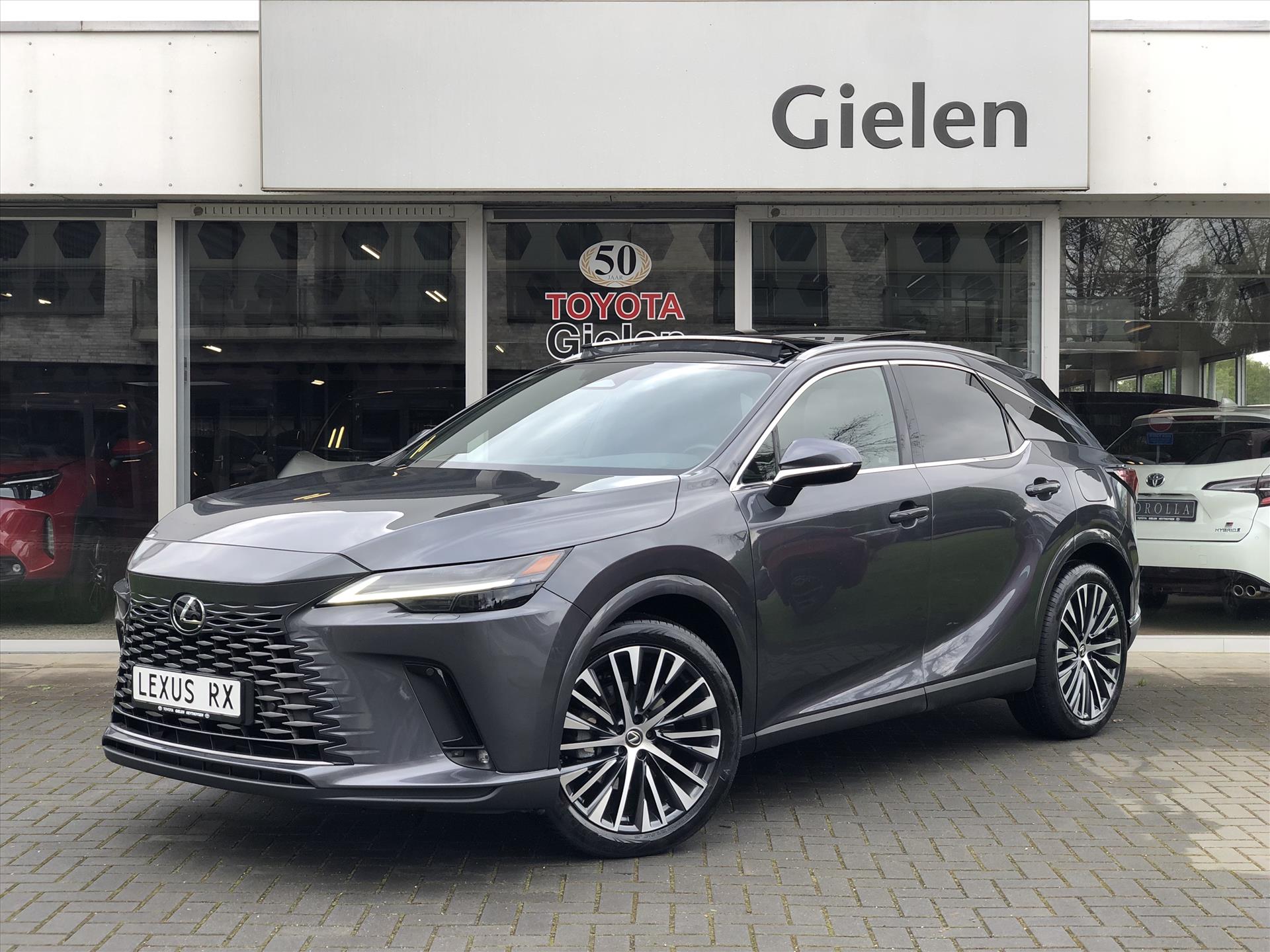 Lexus RX 450h+ Plug-in Hybrid 309pk AWD Luxury Line | Panoramadak, Stoelventilatie, Stuurverwarming, Dodehoekherkenning, Parkeersensoren 37808009-0.jpg | Autobedrijf Gielen