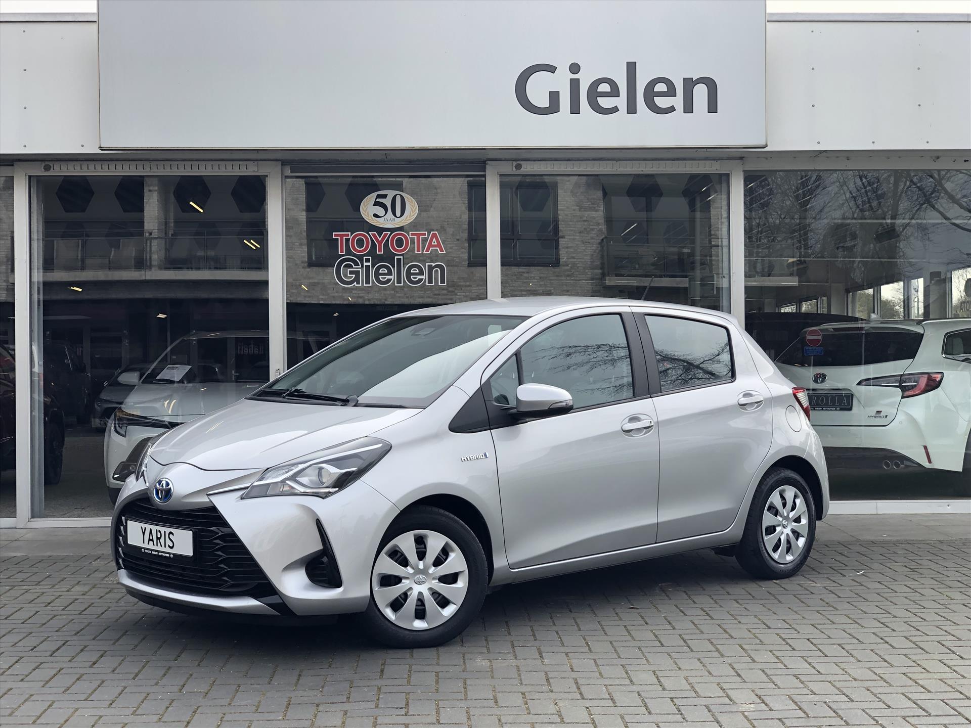 Toyota Yaris 1.5 Hybrid Active Plus | Stoelverwarming, Climate control, Safety Sense, Cruise control, Parkeercamera 37876158-0.jpg | Autobedrijf Gielen