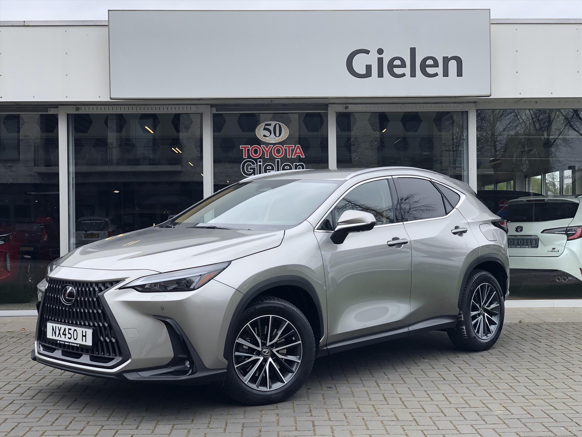 Lexus NX 450h+ Plug-In AWD Launch Edition | Head up display, Groot scherm, Dodehoekherkenning, Geheugenfucntie, Stoelventilatie 37951141-0.jpg | Autobedrijf Gielen