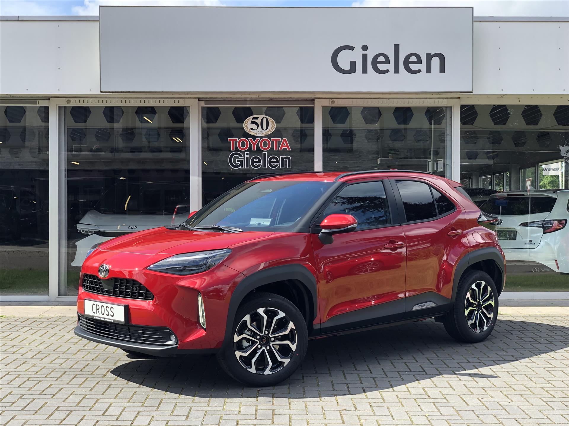 Toyota Yaris Cross 1.5 Hybrid 130pk First Edition Plus | Nieuw model, Dodehoekherkenning, Parkeersensoren, Stoel + Stuurverwarming, Smart Connect 38270319-0.jpg | Autobedrijf Gielen