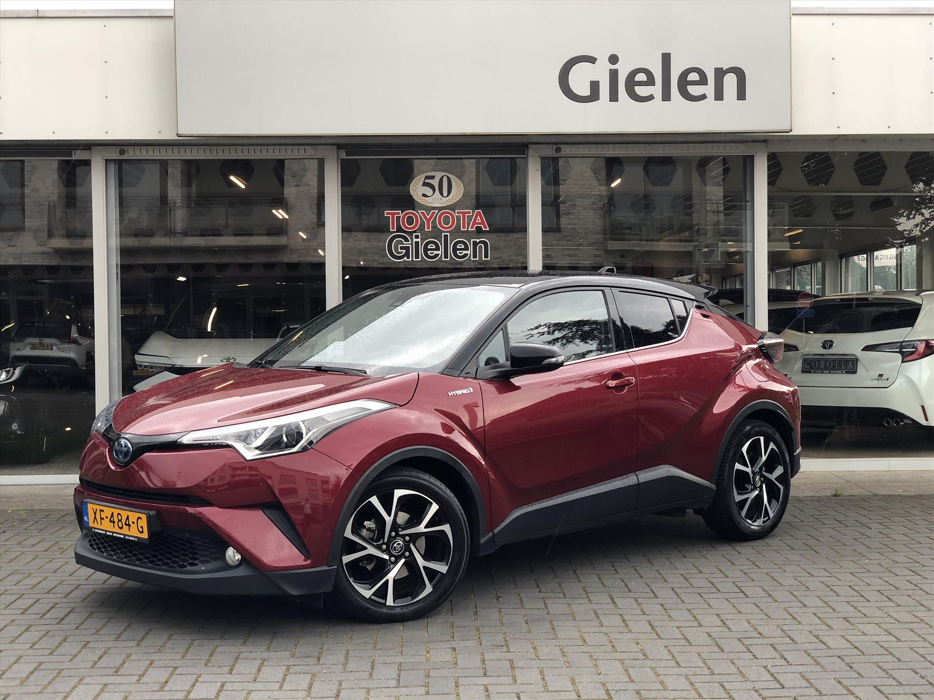 Toyota C-HR 1.8 Hybrid Style Bi-Tone Plus | Leer, JBL, Navigatie, Stoelverwarming, Dodehoekherkenning, Parkeersensoren 38407139-0.jpg | Autobedrijf Gielen