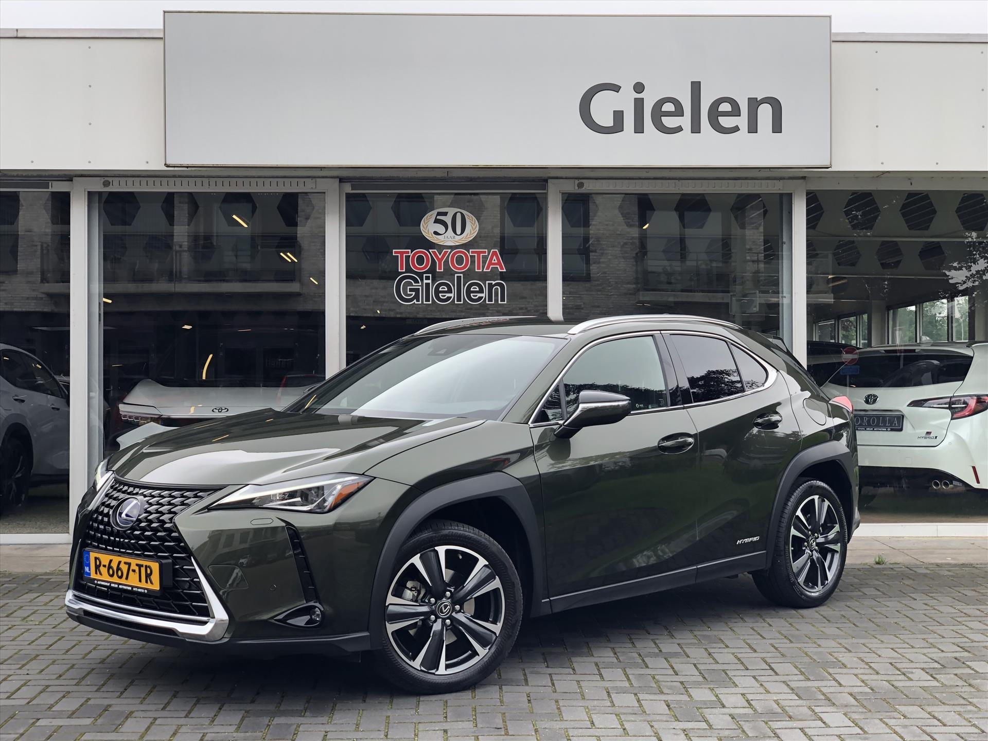 Lexus UX 250h Preference Line | Trekhaak, Dodehoekherkenning, 18 inch, Stoel + Stuurverwarming, Parkeersensoren, Apple CarPlay/Android Au 38433214-0.jpg | Autobedrijf Gielen