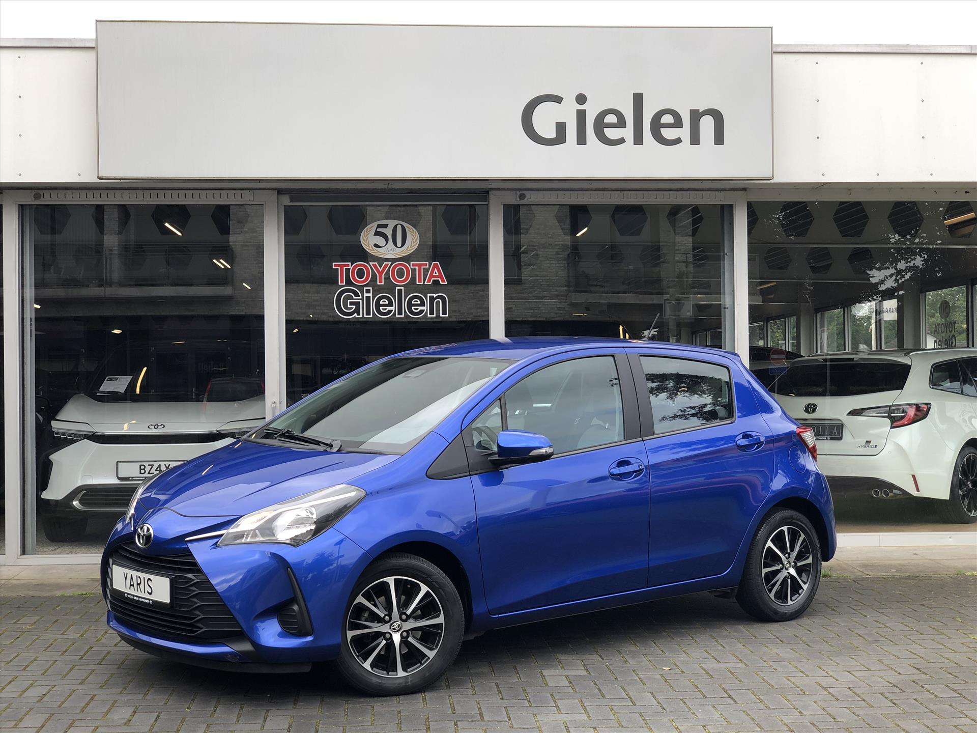 Toyota Yaris 1.0 VVT-i Connect | Eerste eigenaar, Apple CarPlay/Android Auto, Lichtmetalen velgen, Parkeercamera, Airconditioning 38539752-0.jpg | Autobedrijf Gielen