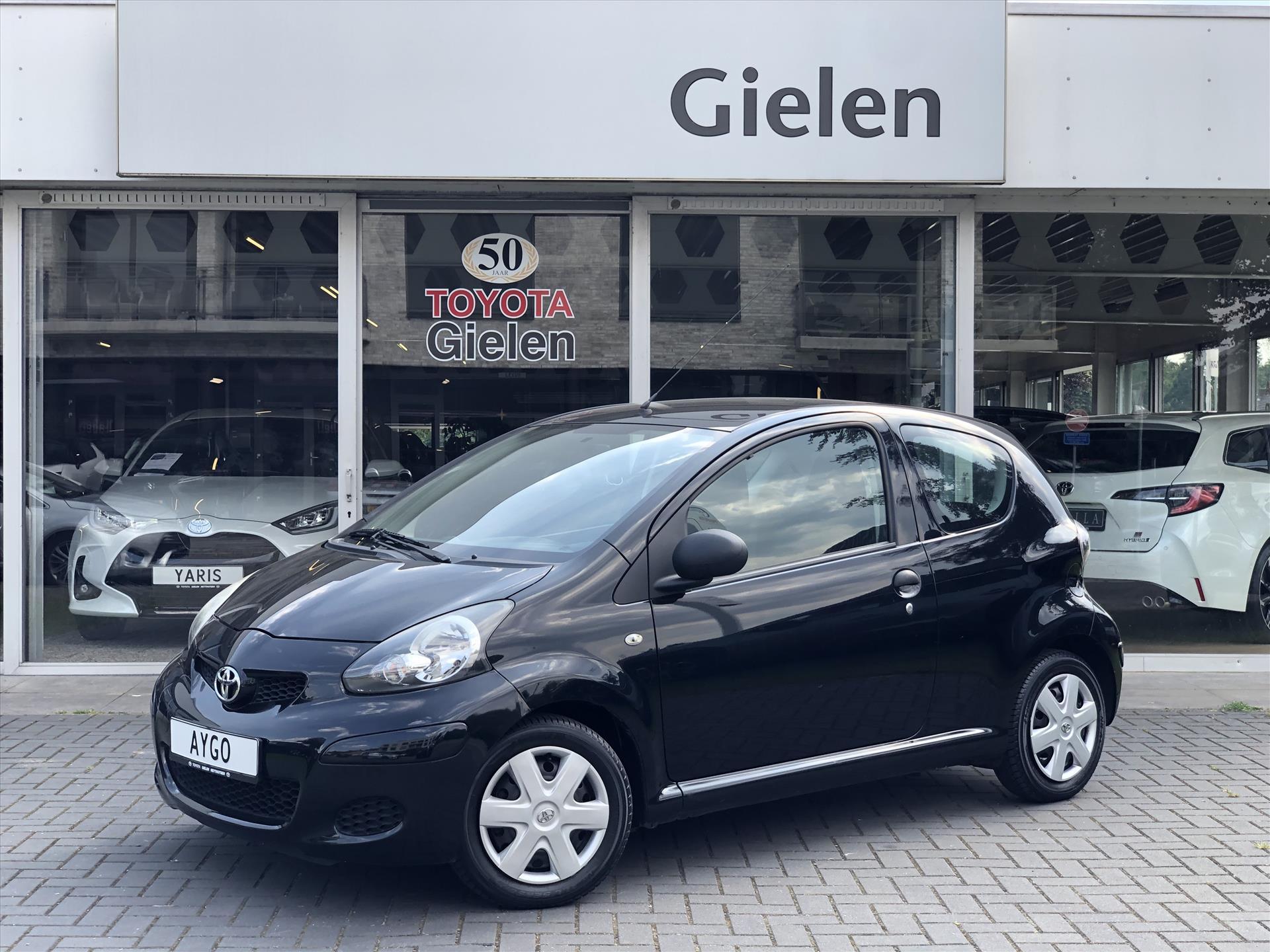 Toyota Aygo 1.0 VVT-i Cool | 2e eigenaar, Airconditioning, Radio/CD-Speler, Top onderhouden! 38730083-0.jpg | Autobedrijf Gielen