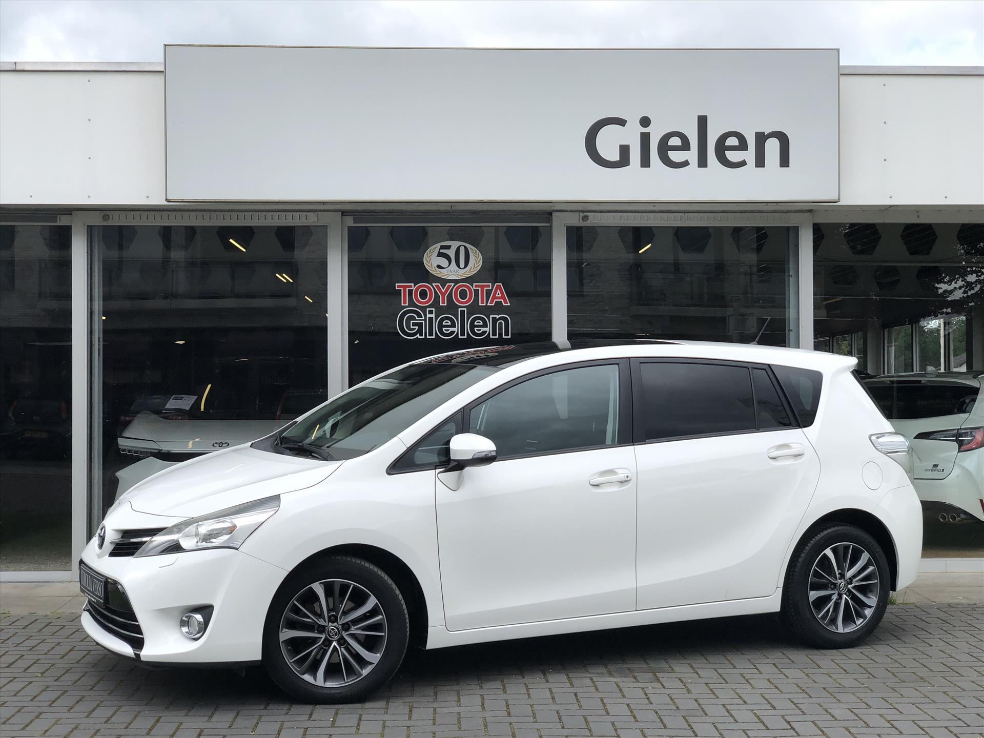 Toyota Verso 1.6 VVT-i Dynamic | Panoramadak, Cruise control, Climate control, Parkeercamera, Privacy Glass 38849659-0.jpg | Autobedrijf Gielen