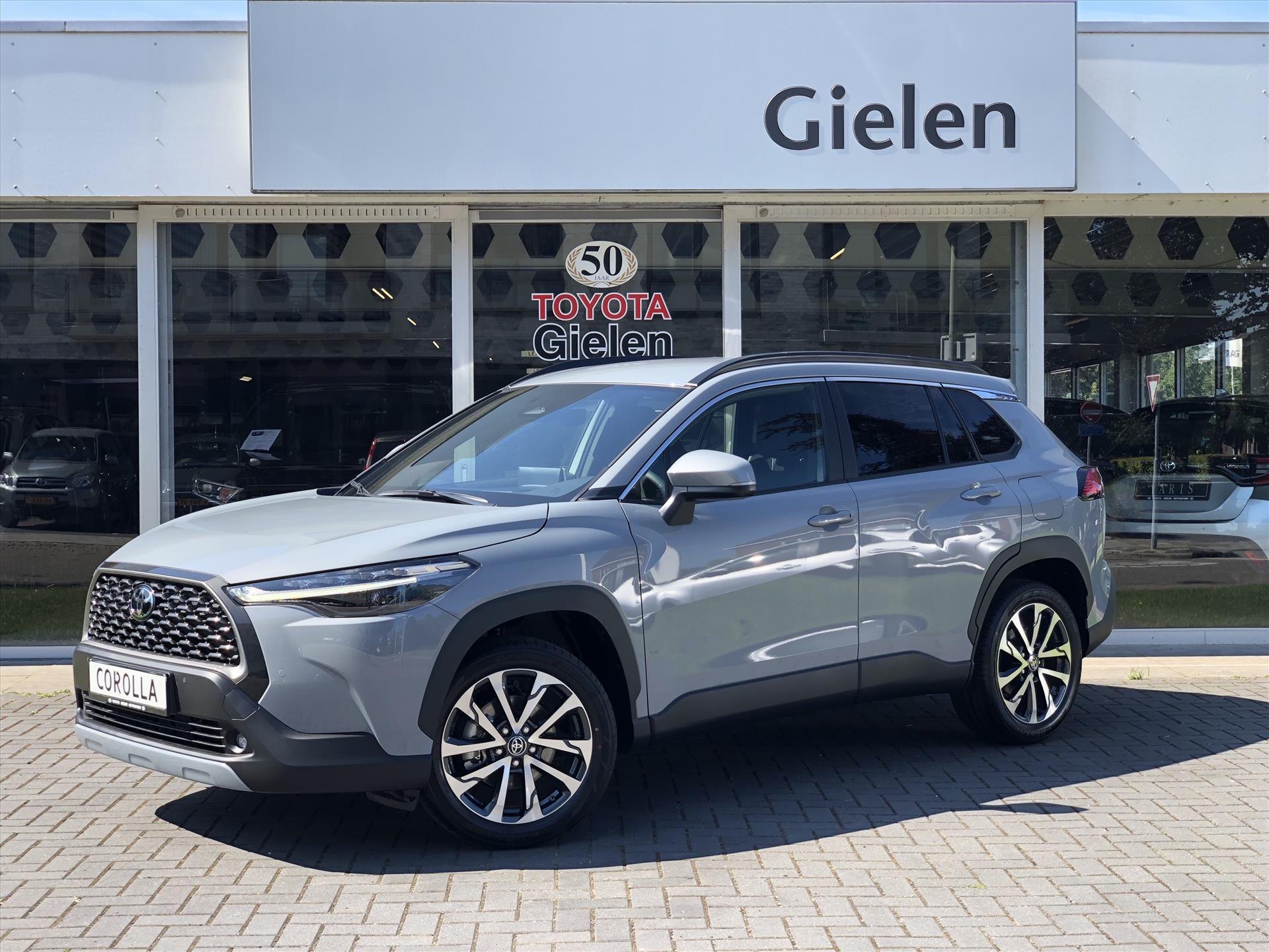 Toyota Corolla Cross 2.0 High Power Hybrid Style | Dodehoekherkenning, Parkeersensoren, Stoel + Stuurverwarming, Keyless 39018716-0.jpg | Autobedrijf Gielen