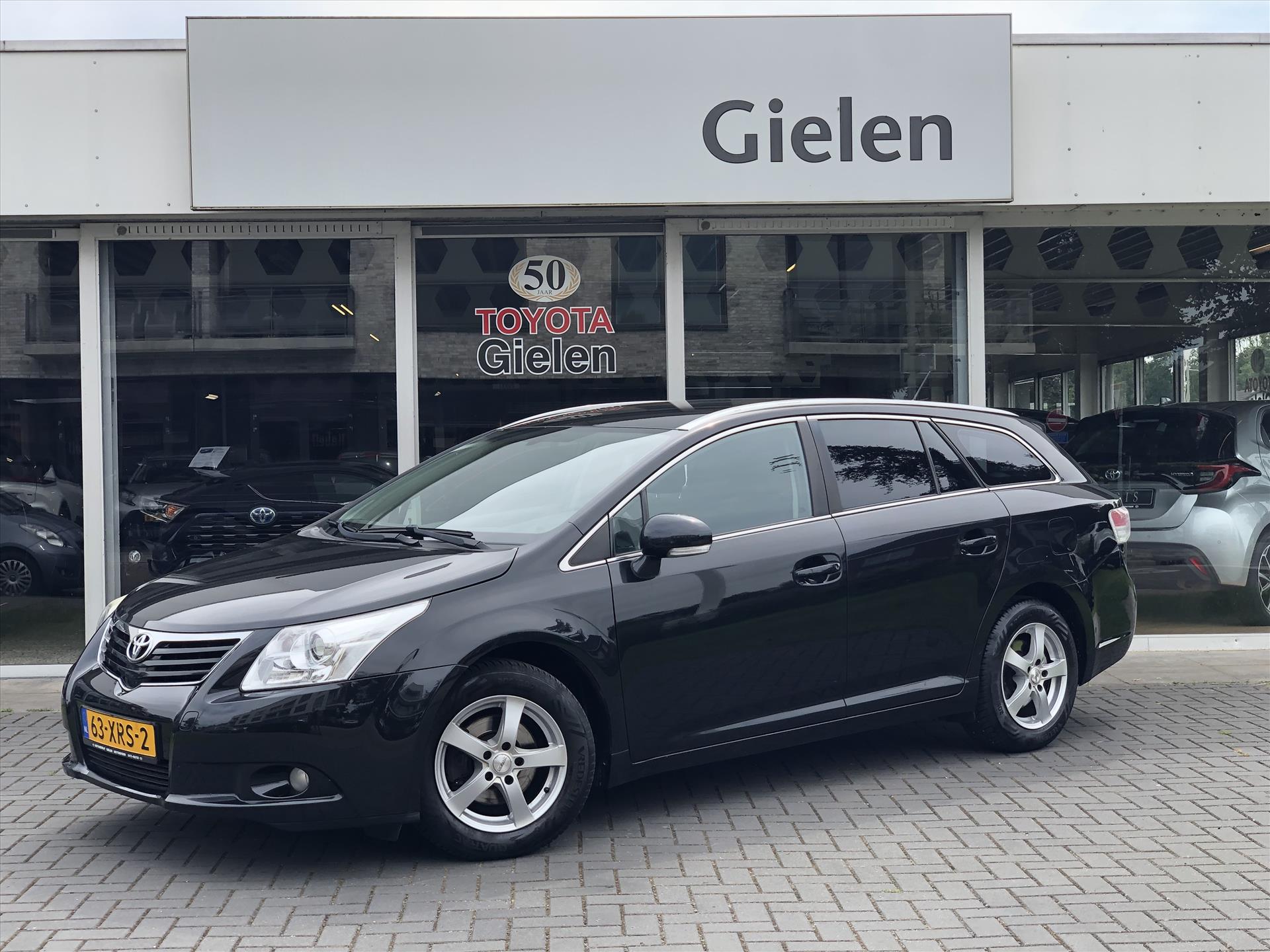 Toyota Avensis 1.8 VVT-i 147pk Comfort | Climate control, Cruise control, Lendensteun, Lichtmetalen velgen, Radio/CD-Speler 39253554-0.jpg | Autobedrijf Gielen