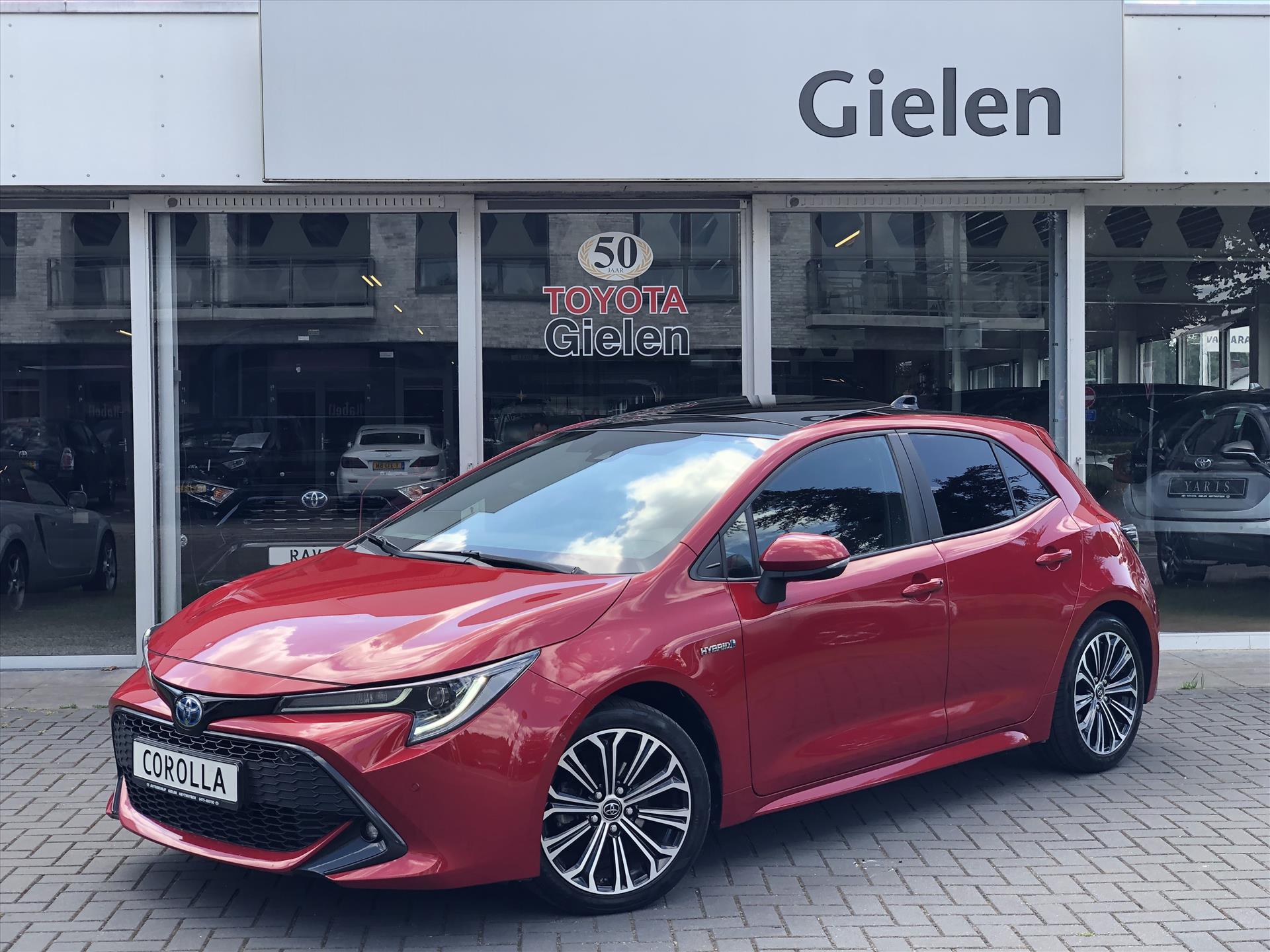Toyota Corolla 1.8 Hybrid Style | Panoramisch schuifdak, Head up display, Parkeersensoren, 17 Stoelverwarming, LED, Eerste eigenaar! 39328570-0.jpg | Autobedrijf Gielen