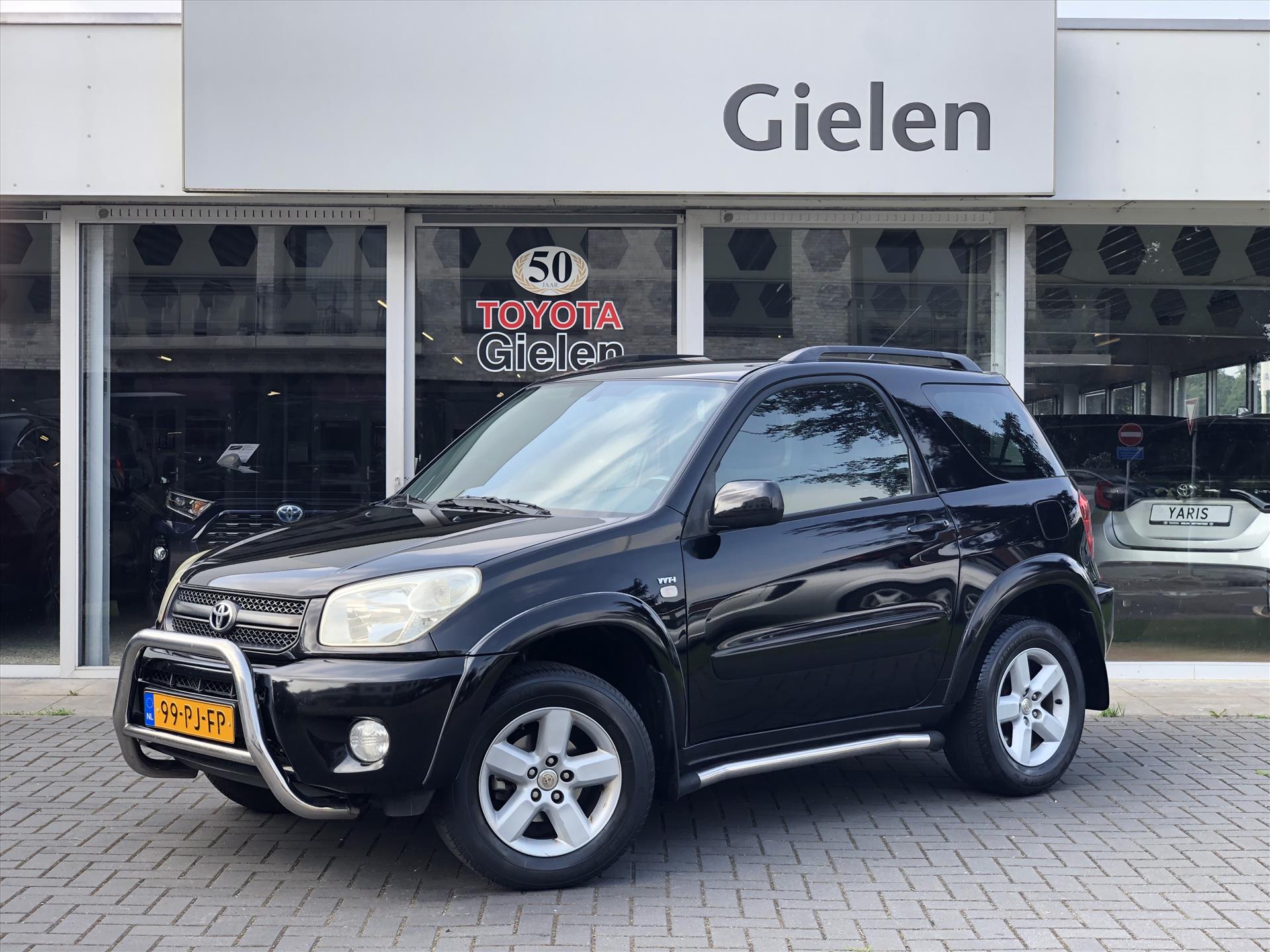 Toyota RAV4 2.0 VVT-i 3D Automaat 4WD Sol | Nieuw geleverd, Boordevol Accesoires, Leer, Cruise control, Climate control, Navigatie 39491609-0.jpg | Autobedrijf Gielen
