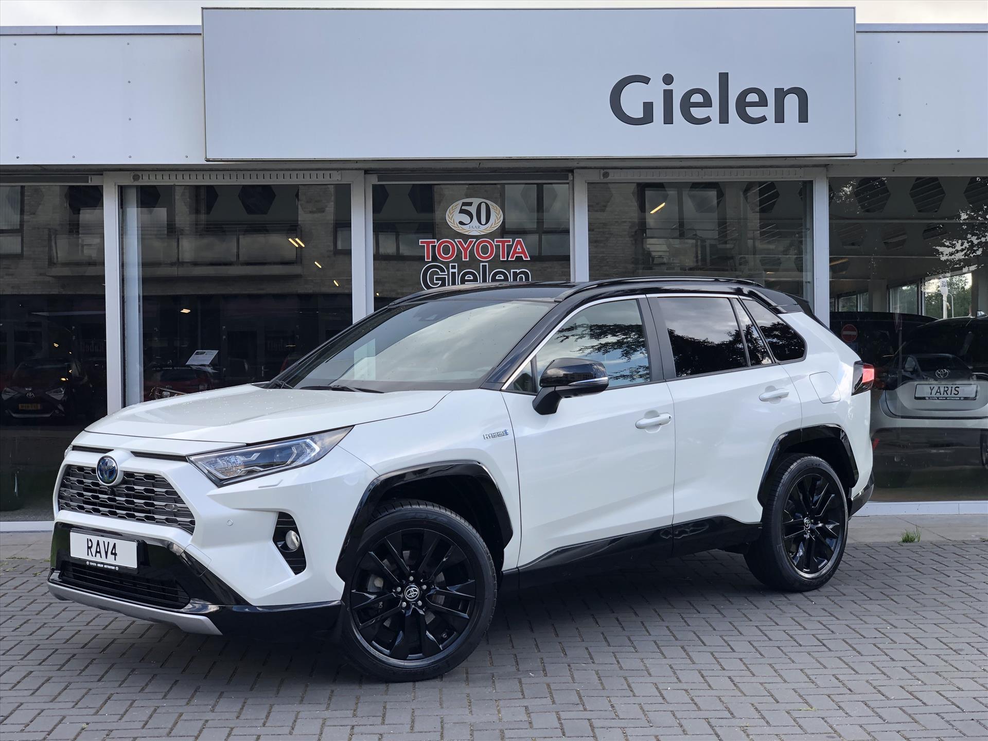 Toyota RAV4 2.5 Hybrid Bi-Tone Plus | 19 inch, 360 Camera, Dodehoekherkenning, Parkeersensoren, CarPlay, Stoel + Stuurverwarming 39622678-0.jpg | Autobedrijf Gielen