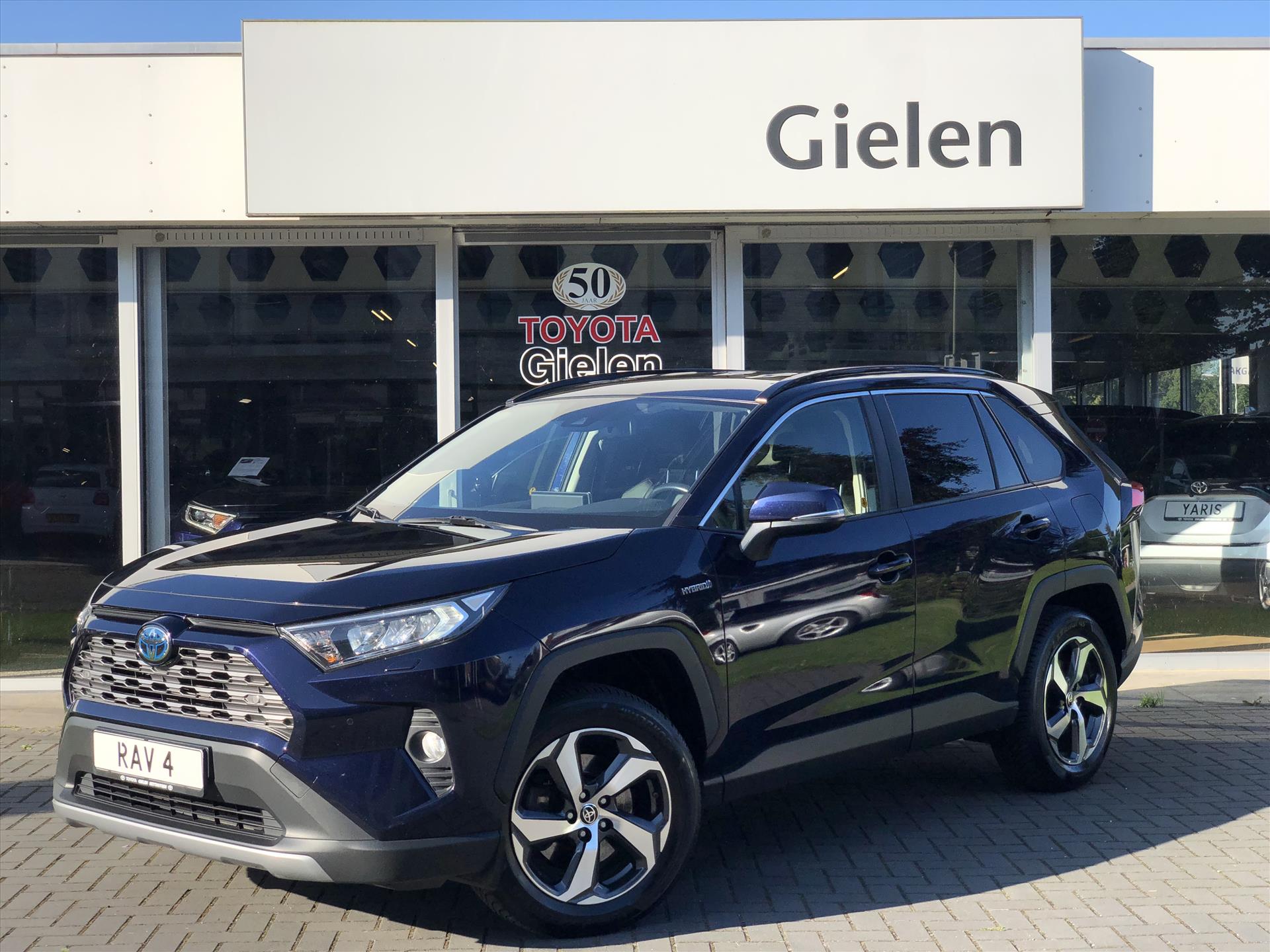 Toyota RAV4 2.5 Hybrid Style Plus | Leer, Navigatie, Stoelverwarming, Bearlock, 18inch, Parkeersensoren, Elektrische achterklep 39628394-0.jpg | Autobedrijf Gielen