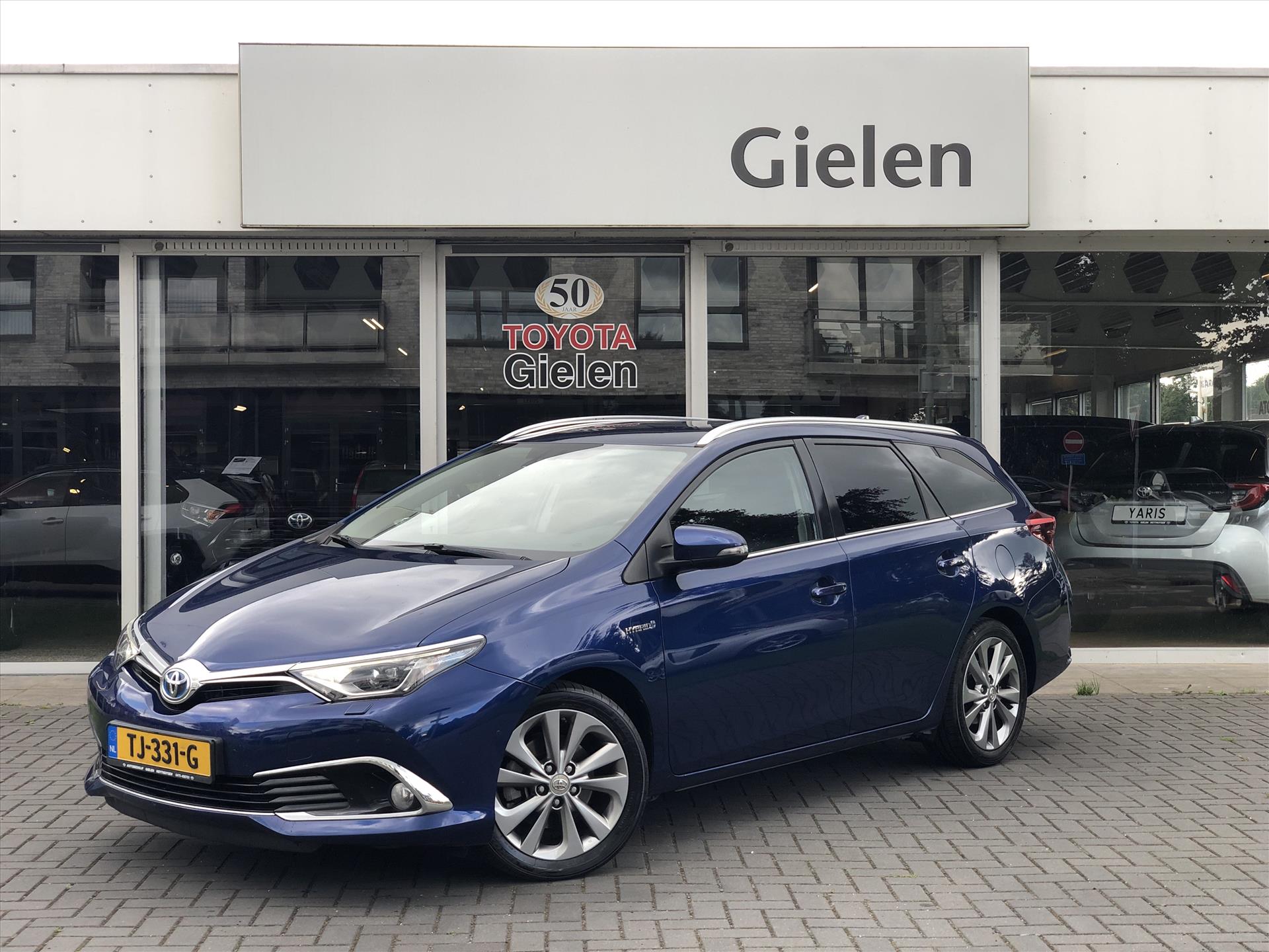 Toyota Auris 1.8 Touring Sports Hybrid Executive | Navigatie, Half leer, Stoelverwarming, Parkeersensoren, LED, DAB, 17inch, Keyless 39705452-0.jpg | Autobedrijf Gielen