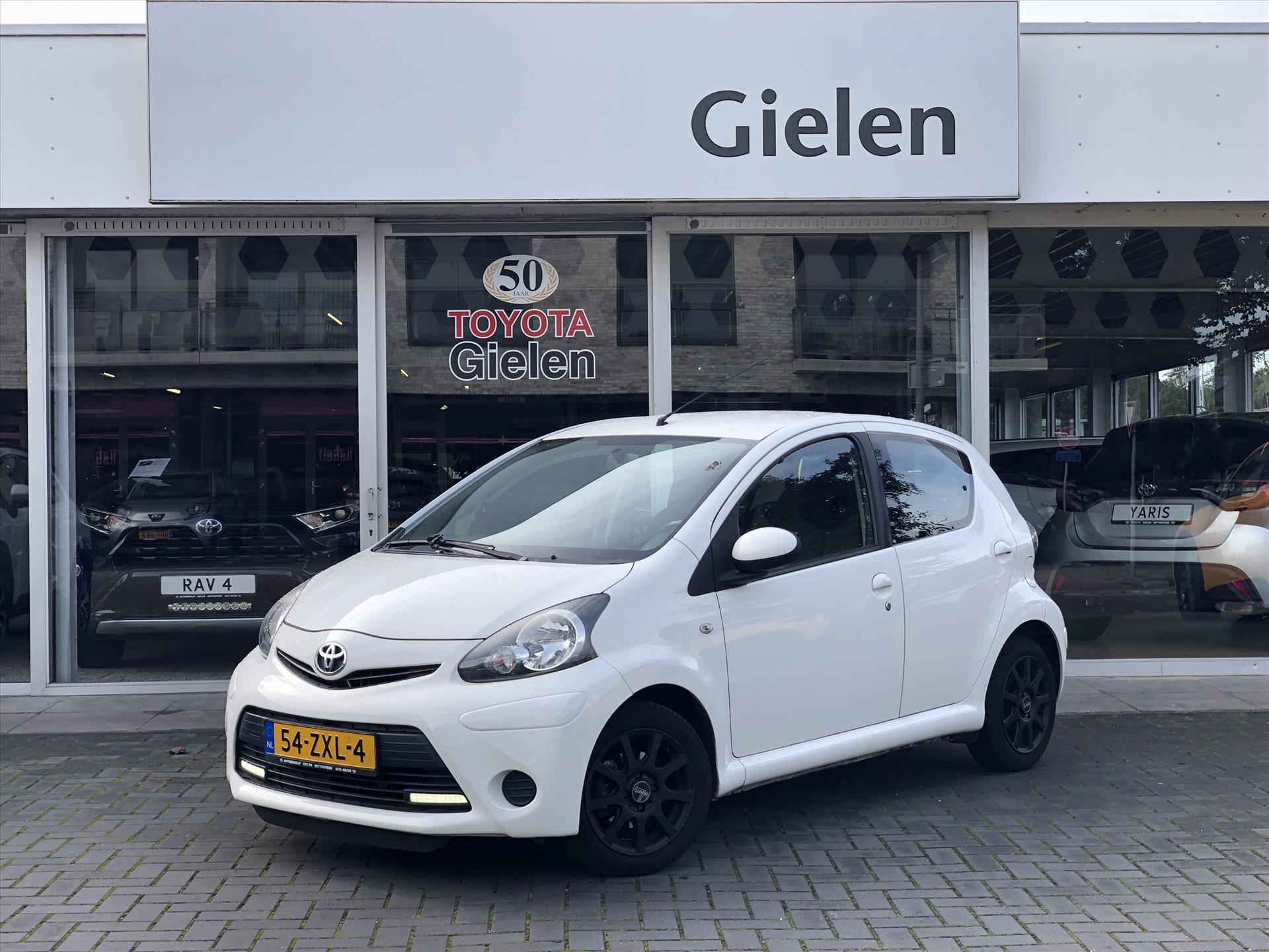 Toyota Aygo 1.0 VVT-i 5D Aspiration Automaat | Airconditioning, Bluetooth, Centrale deurvergrendeling, Elektrische ramen 39907436-0.jpg | Autobedrijf Gielen