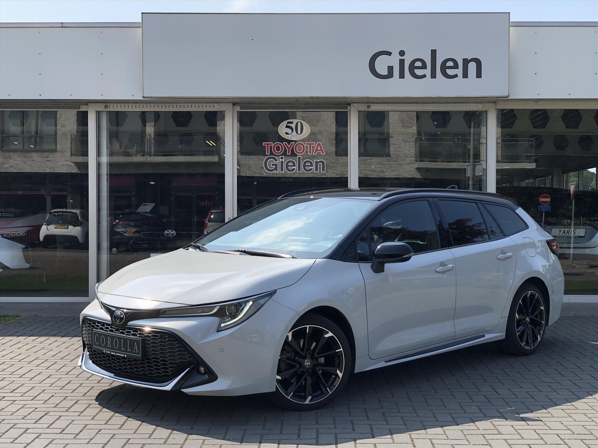 Toyota Corolla Touring Sports 2.0 Hybrid 184pk GR Sport Plus | Head Up Display, JBL, Elektrische achterklep, Dodehoekherkenning 39938904-0.jpg | Autobedrijf Gielen