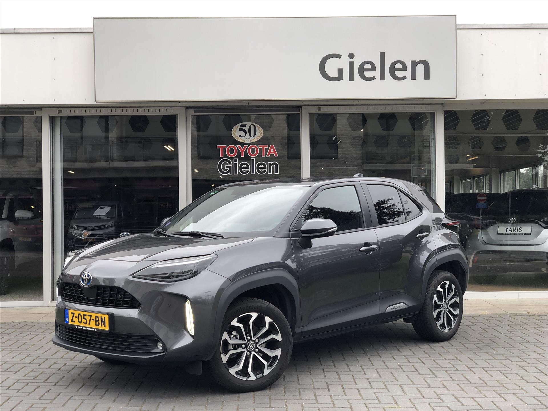 Toyota Yaris Cross 1.5 Hybrid Dynamic Plus | Trekhaak, Dodehoekherkenning, Parkeersensoren, Stoel + Stuurverwarming, Smart Connect 39953450-0.jpg | Autobedrijf Gielen