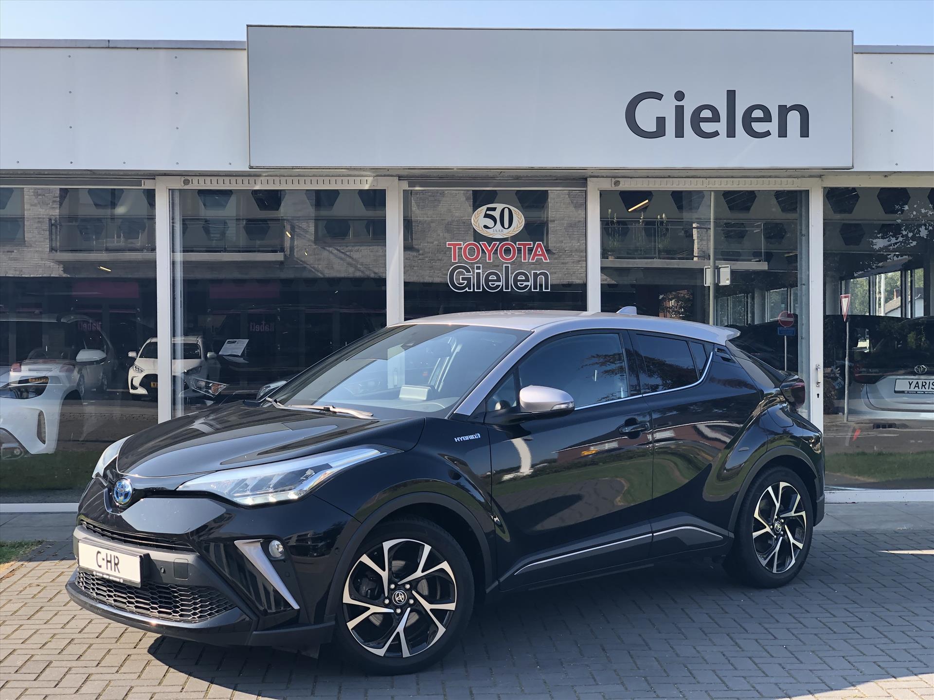 Toyota C-HR 2.0 Hybrid Bi-Tone | Dodehoekherkenning, Apple CarPlay/Android Auto, 18 inch, Keyless, Stoel + Stuurverwarming 40030939-0.jpg | Autobedrijf Gielen