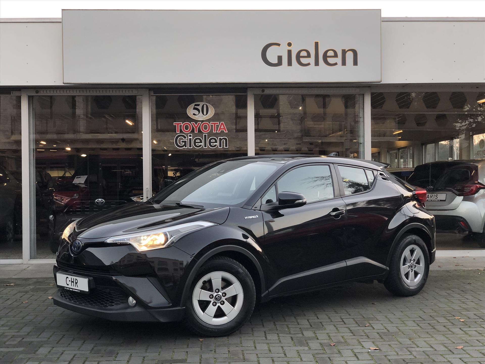 Toyota C-HR 1.8 Hybrid Dynamic | Trekhaak, Navigatie, Parkeercamera, Adaptive cruise control, Licht + Regensensor 40271996-0.jpg | Autobedrijf Gielen