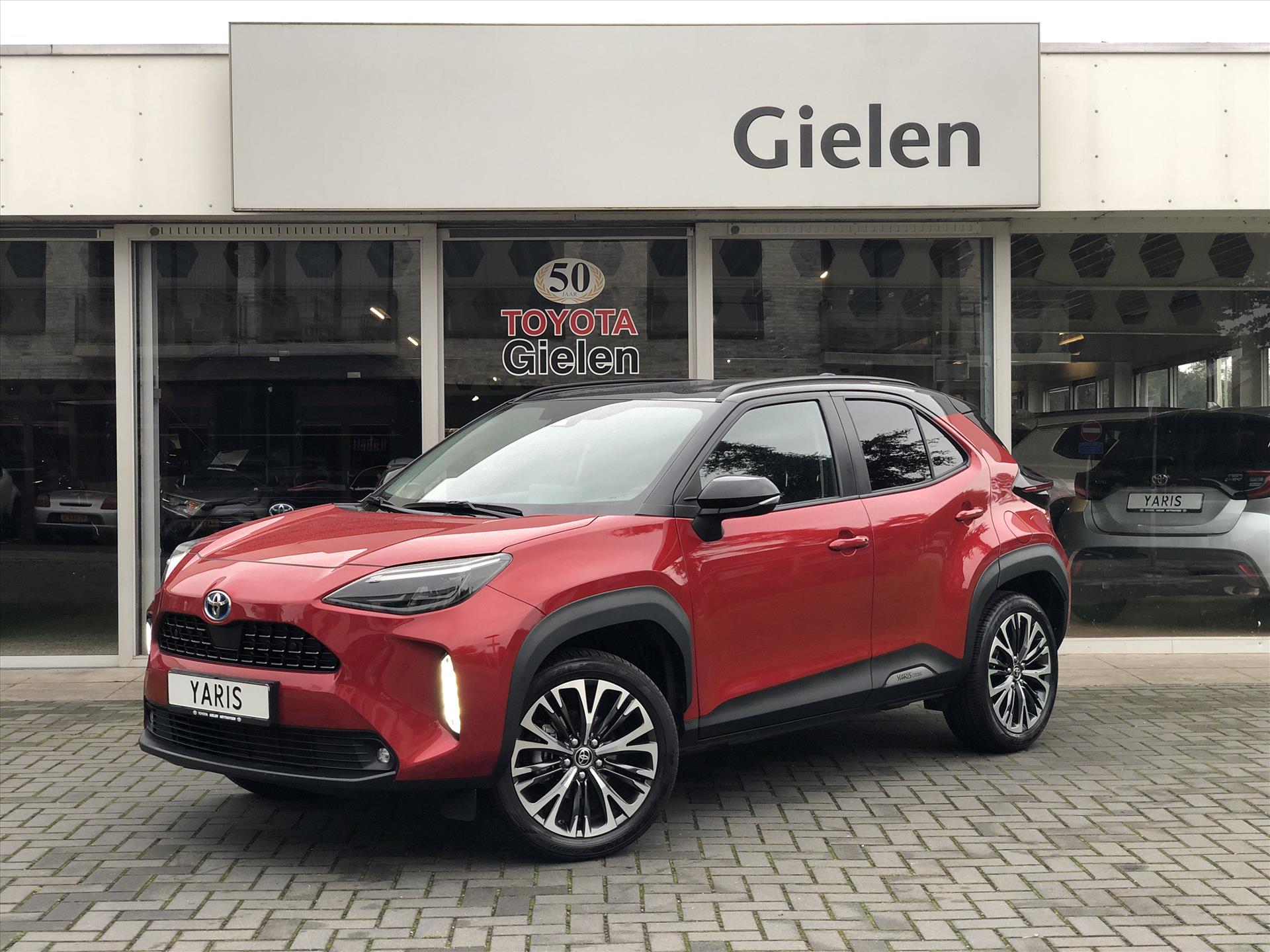 Toyota Yaris Cross 1.5 Hybrid Executive | Trekhaak, JBL, Head up display, Dodehoekherkenning, Parkeersensoren, Stoelverwarming 40455192-0.jpg | Autobedrijf Gielen