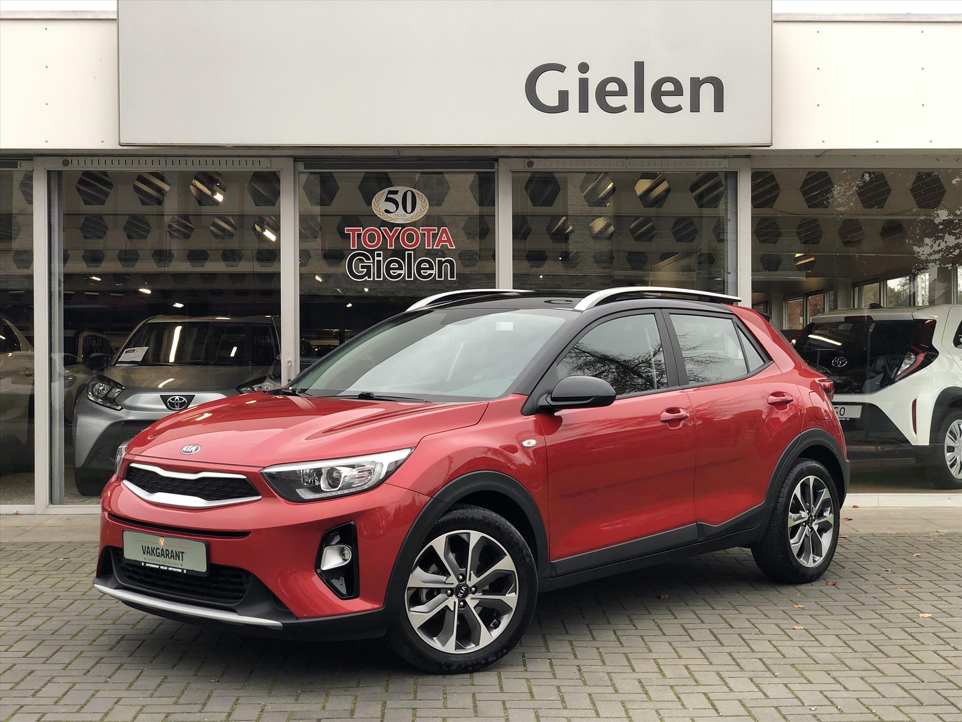 Kia Stonic 1.0 T-GDi DynamicLine | Apple CarPlay/Android Auto, Parkeersensoren, Camera, 17 inch, Navigatie, Cruise control 41338103-0.jpg | Autobedrijf Gielen