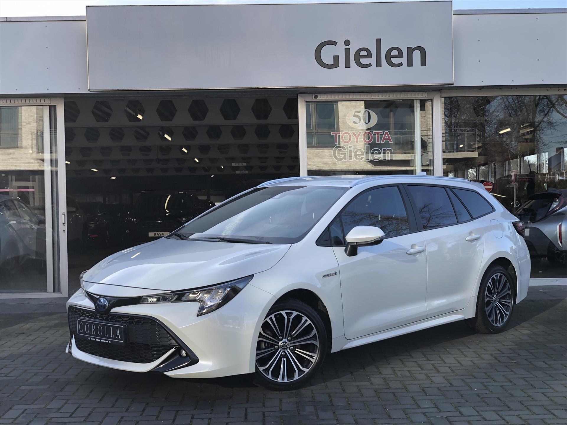 Toyota Corolla Touring Sports 1.8 Hybrid Dynamic | Eerste eigenaar, LED, CarPlay, Parelmoer wit,17inch, Stoelverwarming, Navigatie 41450445-0.jpg | Autobedrijf Gielen