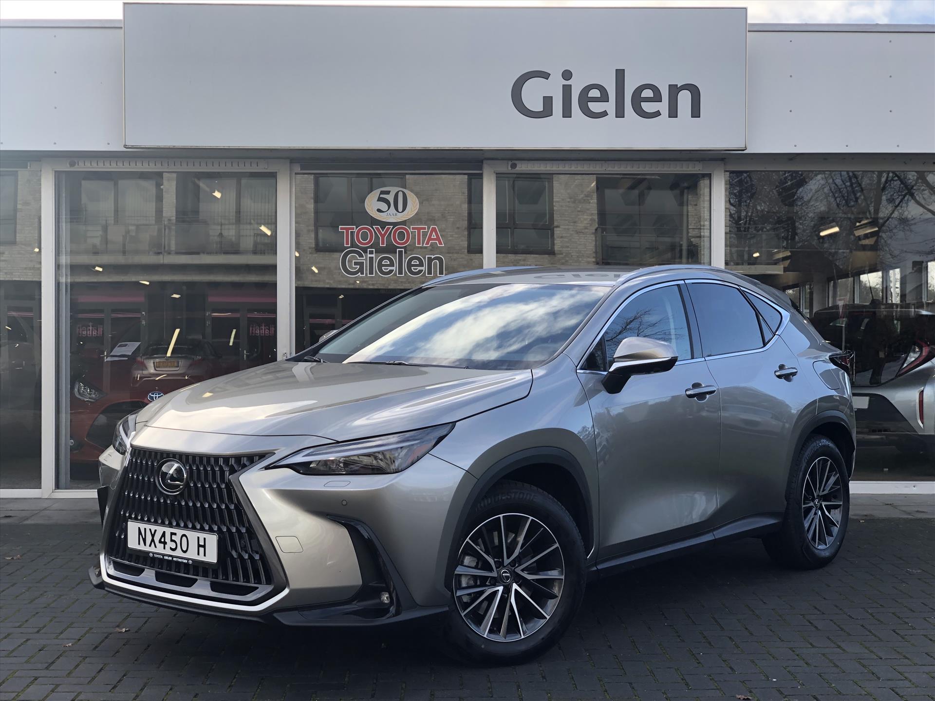 Lexus NX 450h+ AWD Executive Line | Head up display, 360 camera, Groot scherm, Stoelventilatie, Stuurverwarming, Geheugenfunctie 41541135-0.jpg | Autobedrijf Gielen