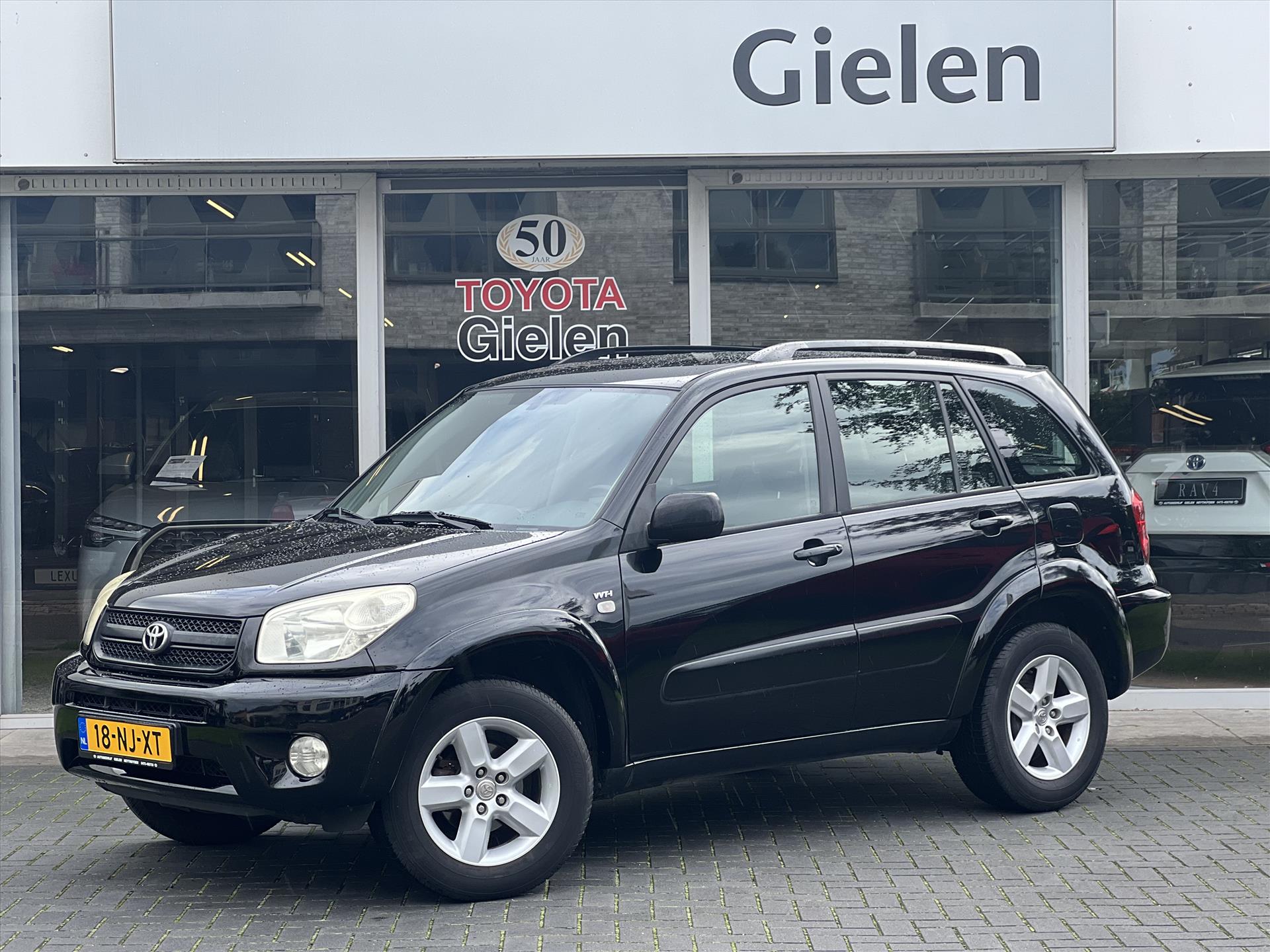 Toyota RAV4 2.0 4WD Automaat Sol | Trekhaak, Cruise control, Lichtmetalen velgen, Climate control 41606196-0.jpg | Autobedrijf Gielen