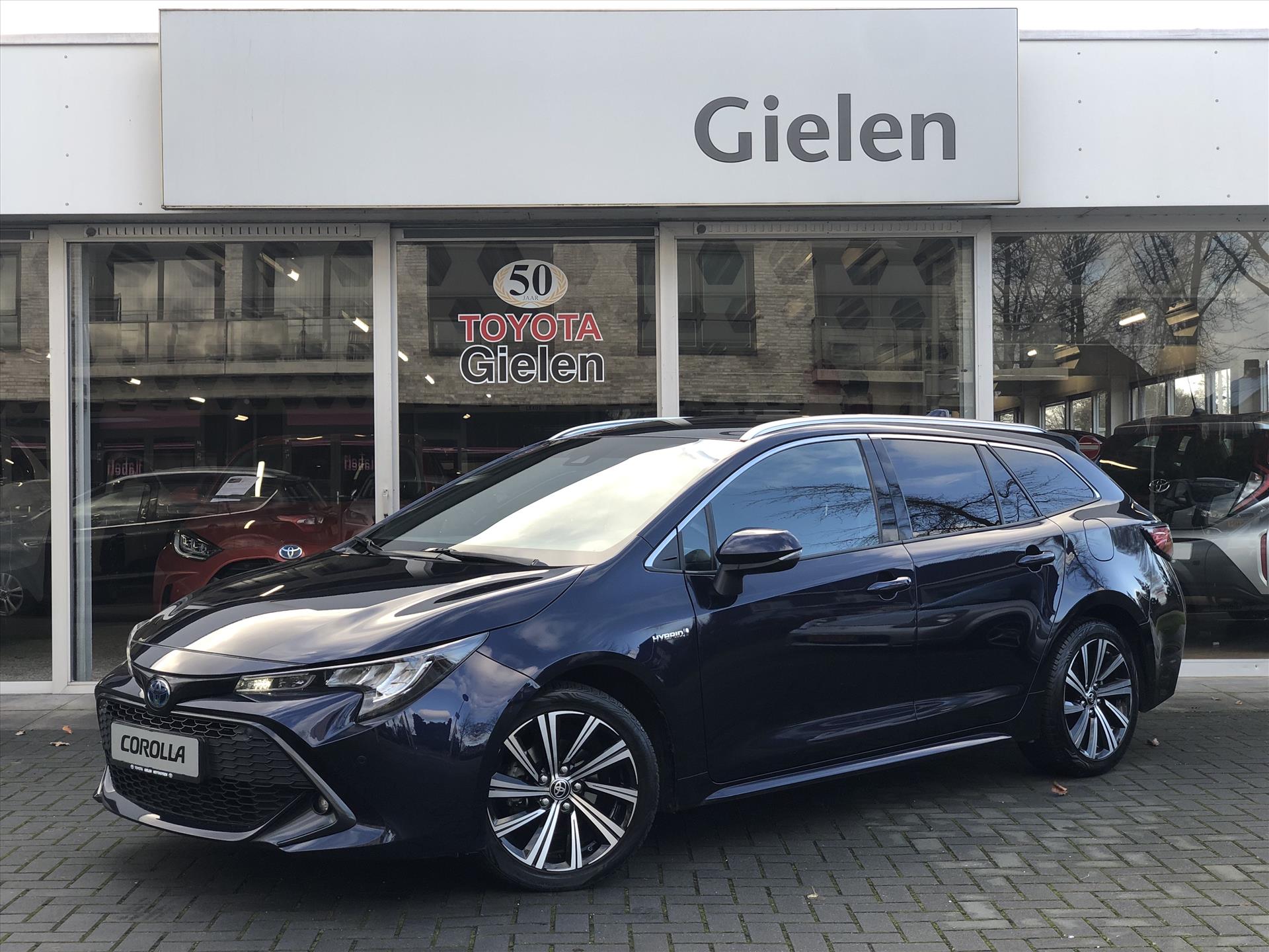 Toyota Corolla Touring Sports 1.8 Hybrid Dynamic | Apple CarPlay/Android Auto, LED, Stoelverwarming, Keyless, Half leer 41644252-0.jpg | Autobedrijf Gielen