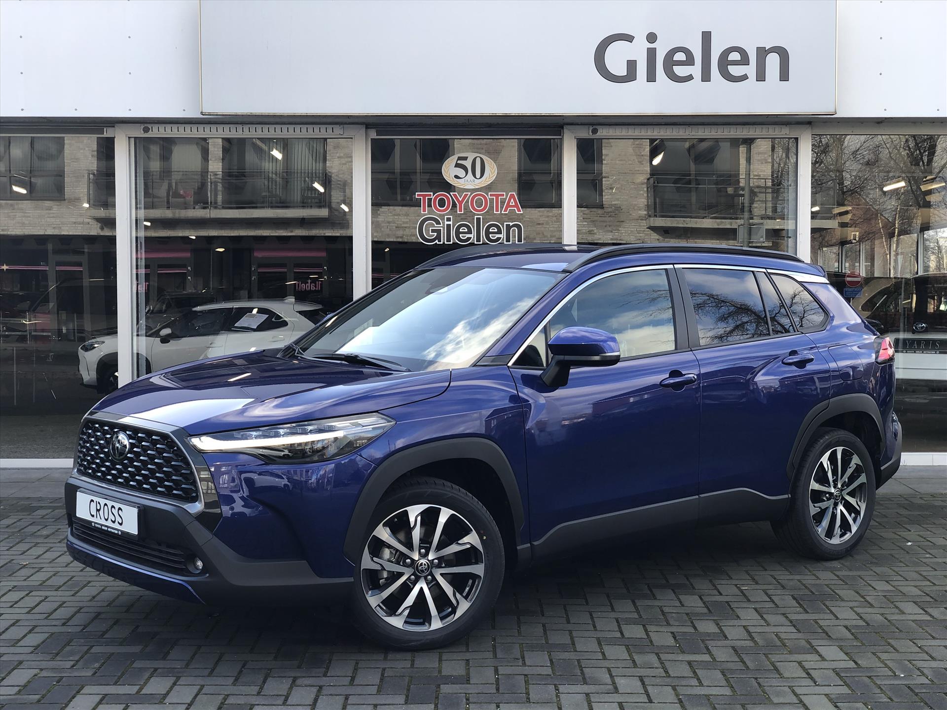 Toyota Corolla Cross 2.0 High Power Hybrid Style | Dodehoekherkenning, Parkeersensoren, Stoel + Stuurverwarming, Keyless 41796749-0.jpg | Autobedrijf Gielen