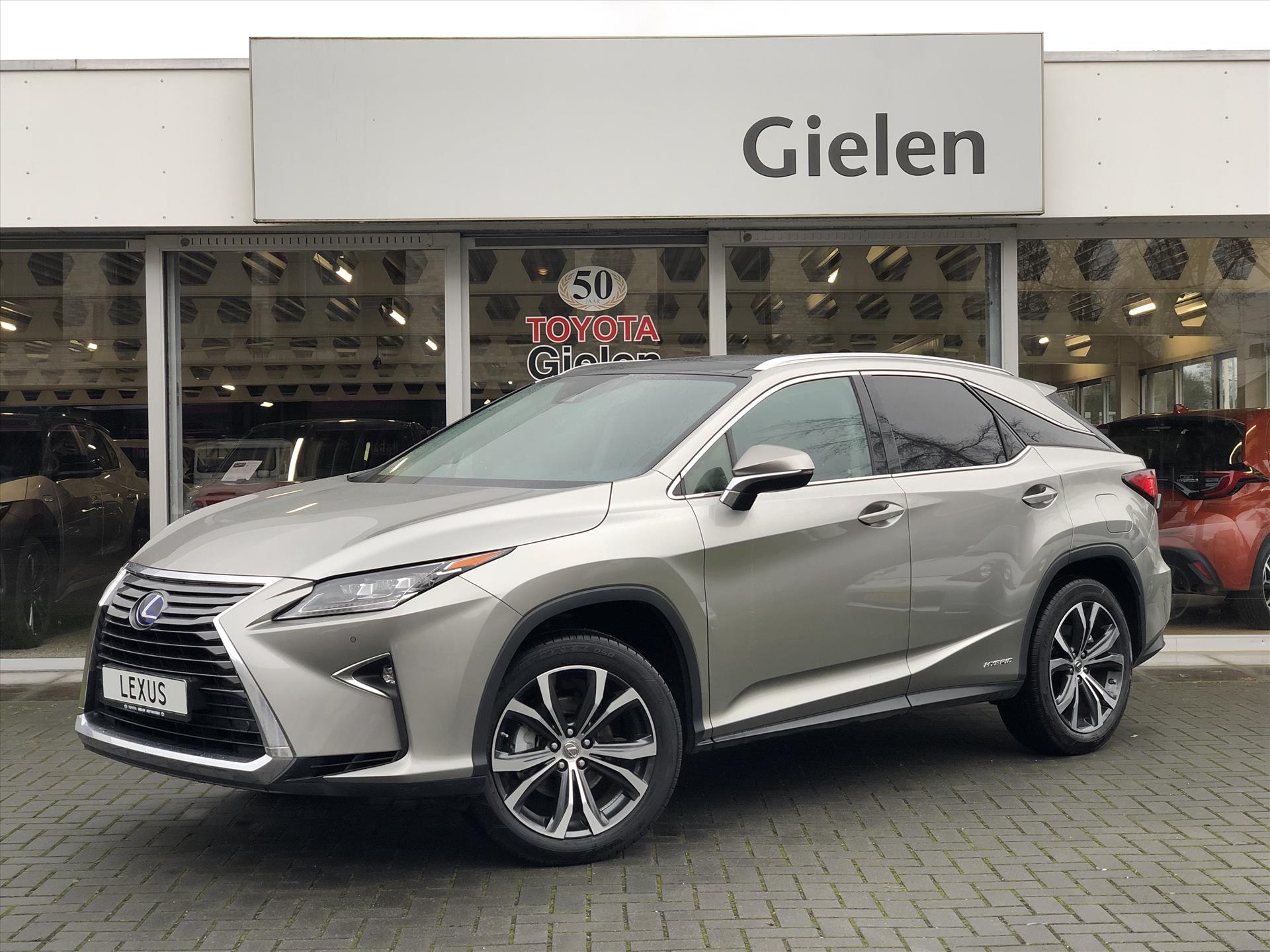 Lexus RX 450h 313pk AWD Luxury Line | Trekhaak, Panoramadak, Leer, Geheugenfunctie, Stoelventilatie, Dodehoekherkenning 41824080-0.jpg | Autobedrijf Gielen