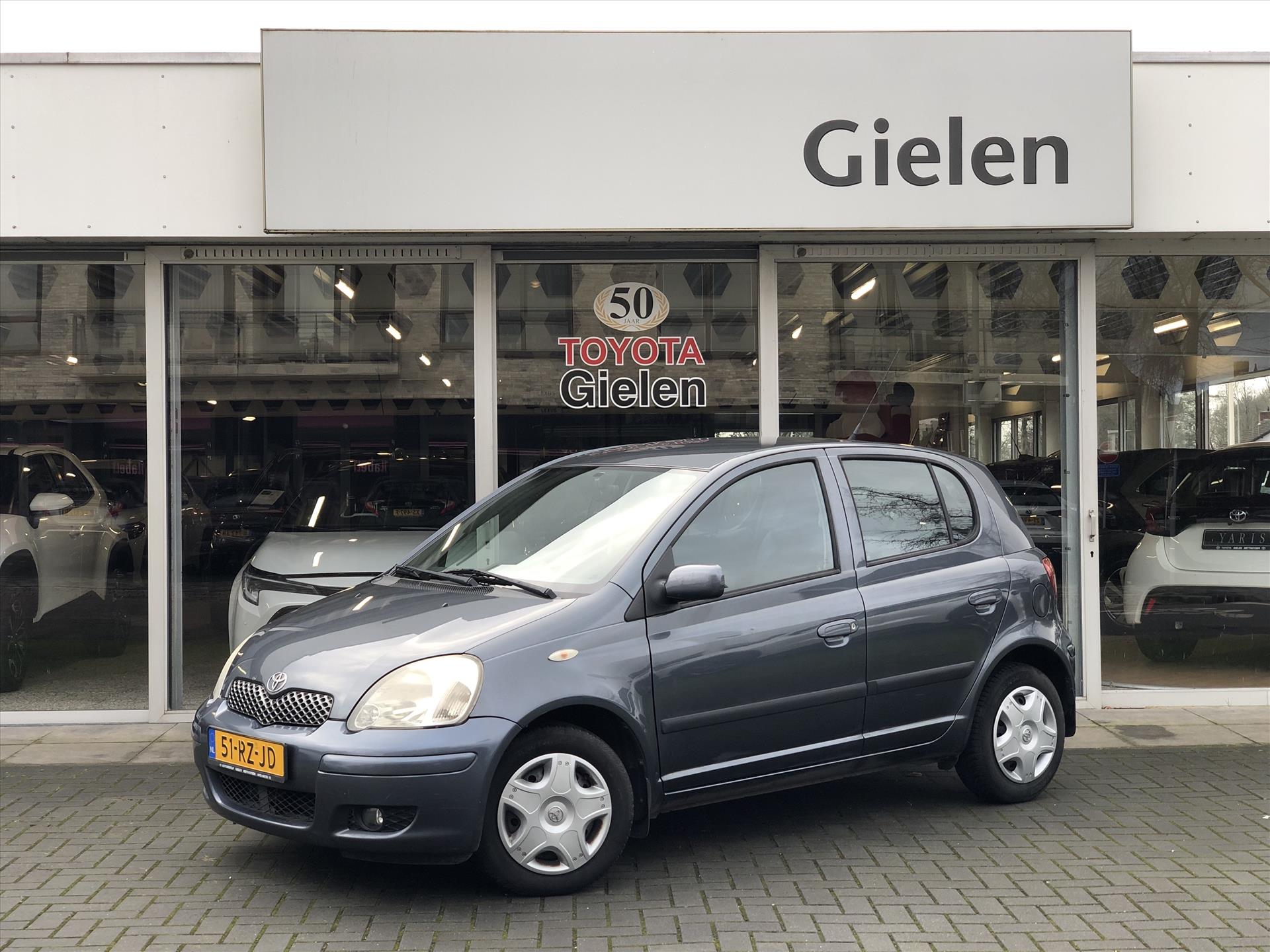 Toyota Yaris 1.3 VVT-I 5DR S-LINE | Airconditioning, 2e eigenaar, Radio/CD-Speler, Centrale deurvergrendeling, Elektrische ramen 41998188-0.jpg | Autobedrijf Gielen