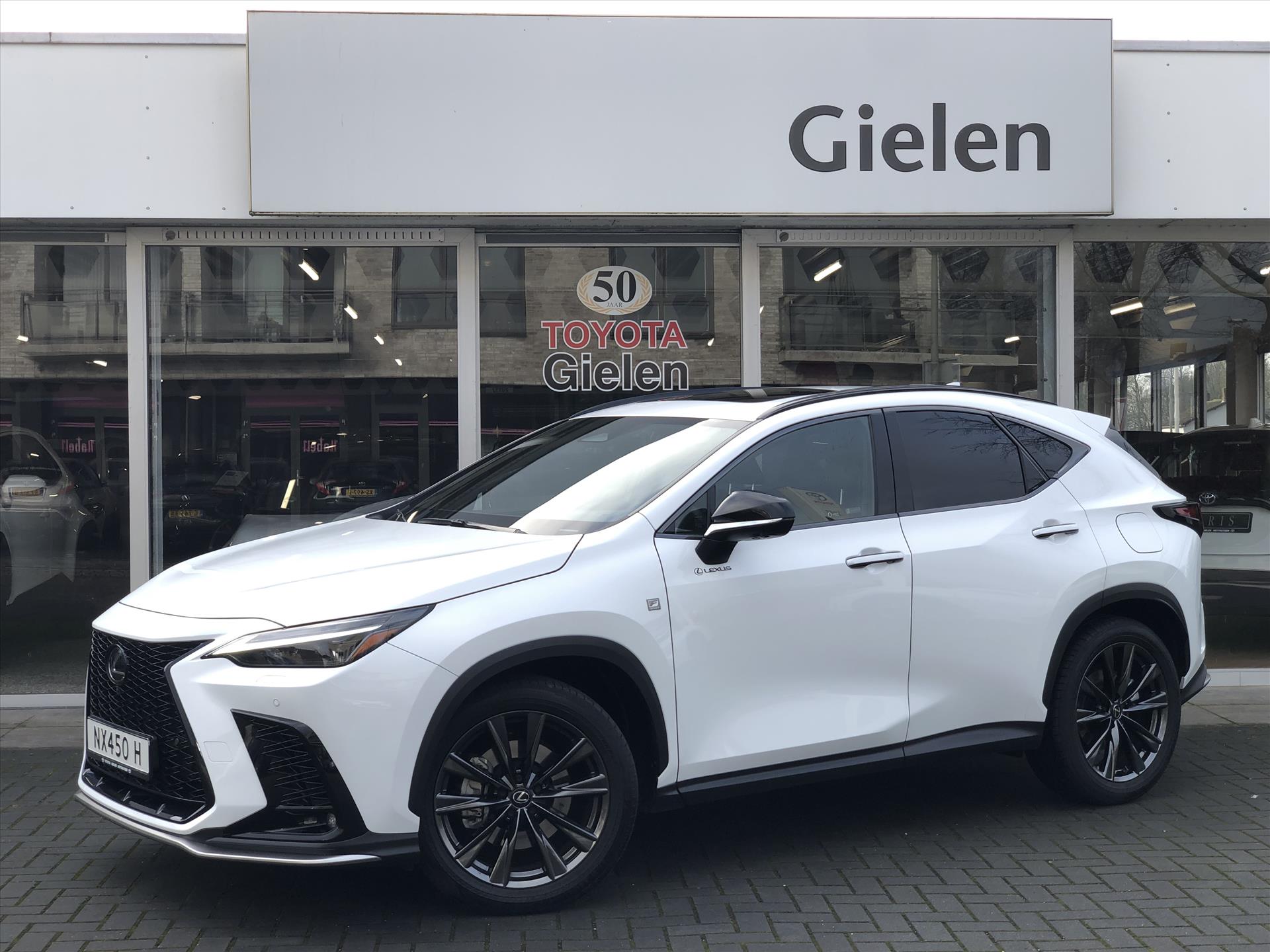 Lexus NX 450h+ AWD F Sport Line | Schuifdak, Head up display, 360 camera, Stoelventilatie, Stuurverwarming, Geheugenfunctie 42029836-0.jpg | Autobedrijf Gielen