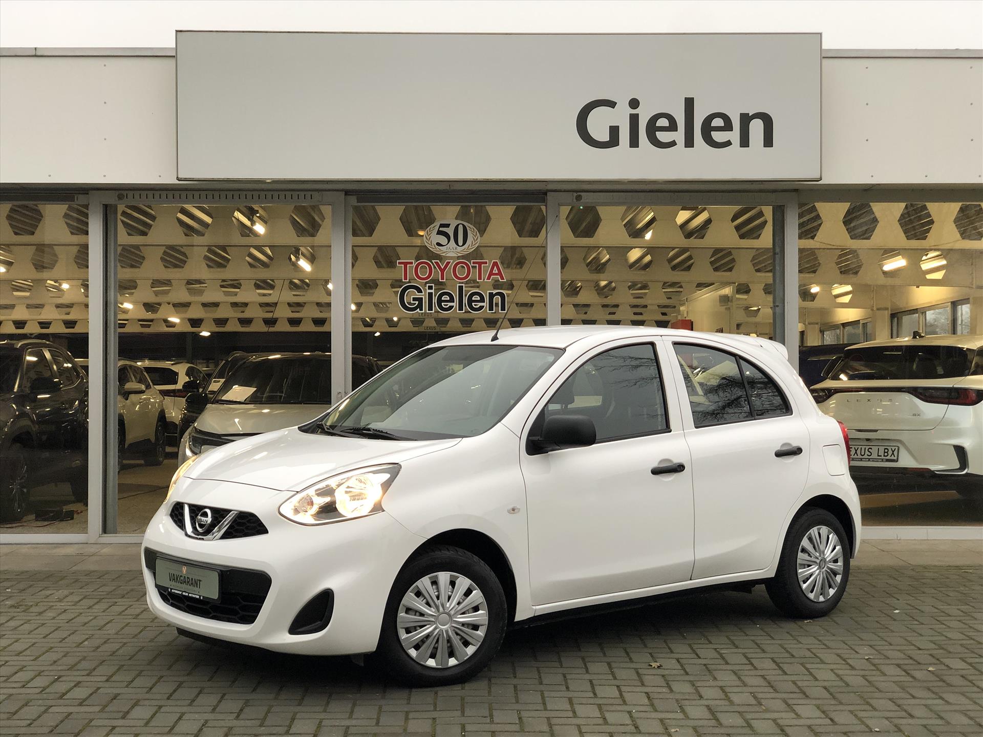 Nissan Micra 1.2 98pk DIG-S Visia | Airconditioning, Centrale deurvergrendeling, Elektrische ramen, 2e eigenaar, Zeer netjes! 42075656-0.jpg | Autobedrijf Gielen