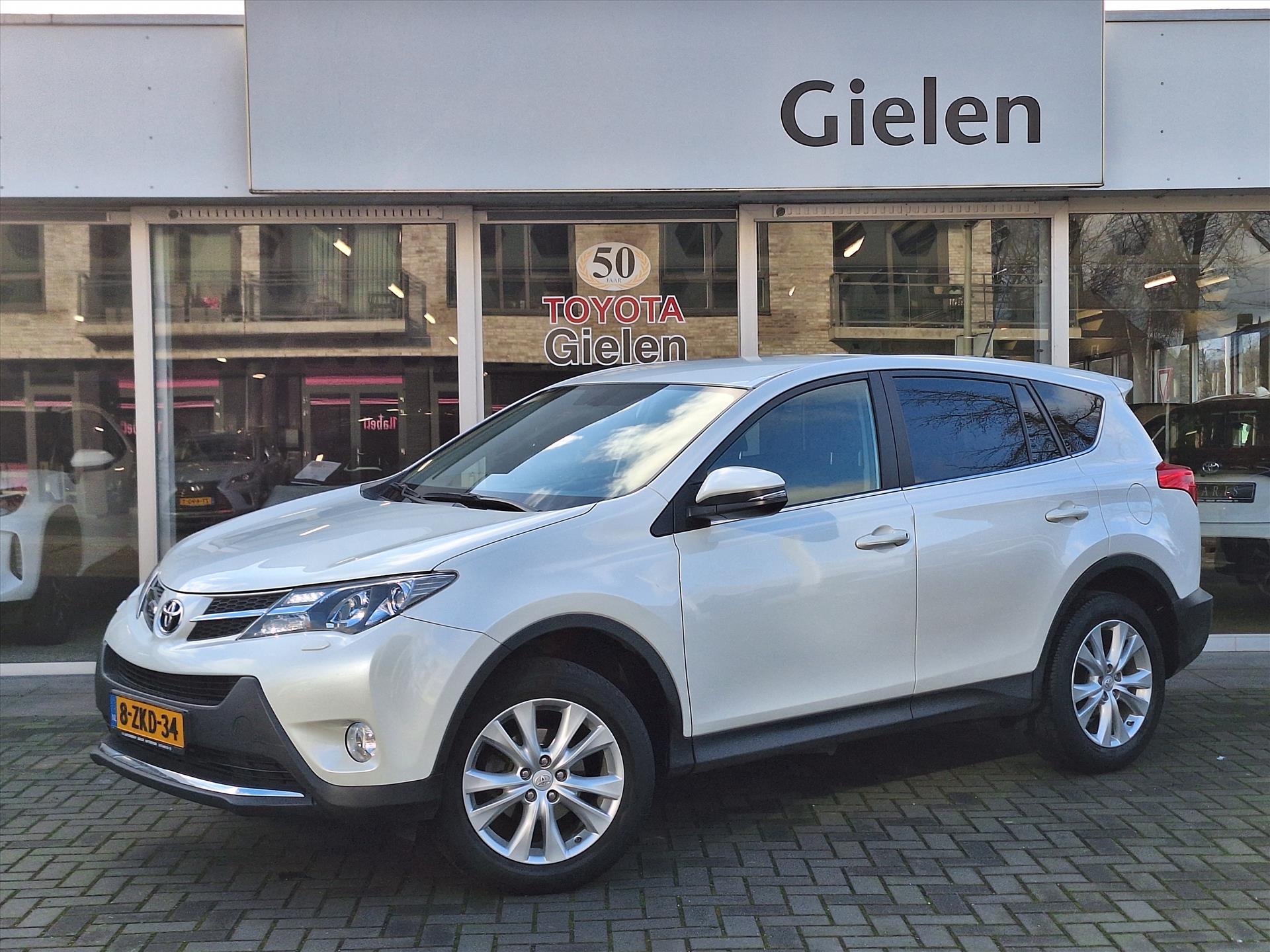 Toyota RAV4 2.0 VVT-i AWD Executive Business | Trekhaak, Leer, JBL, Stoelverwarming, Navigatie, Parkeersensoren, Keyless 42140867-0.jpg | Autobedrijf Gielen