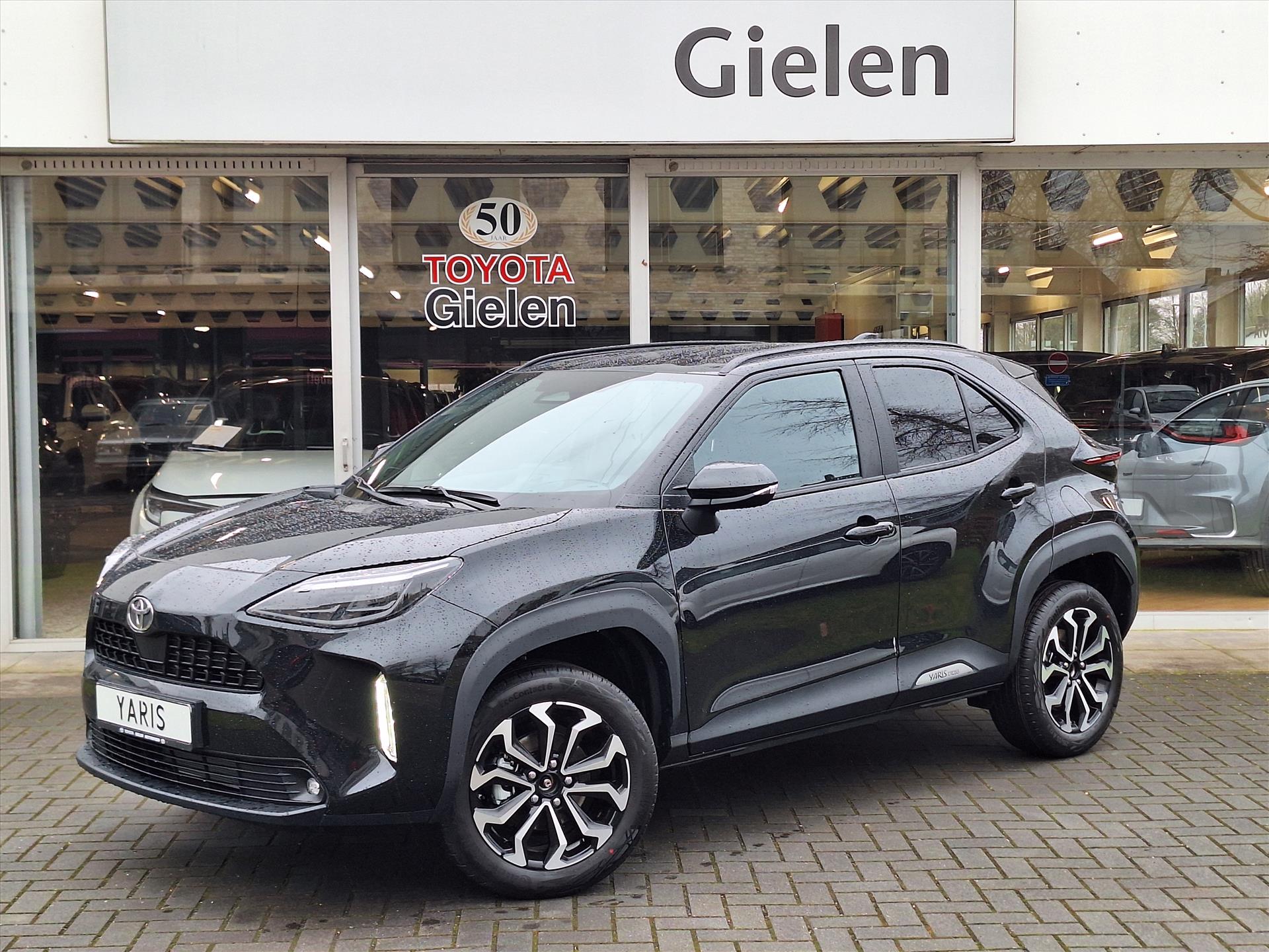 Toyota Yaris Cross 1.5 Hybrid 130PK Dynamic Comfort Pack | Dodehoekherkenning, Parkeersensoren, Stoel + Stuurverwarming, Apple CarPlay, Keyless 43396760-0.jpg | Autobedrijf Gielen