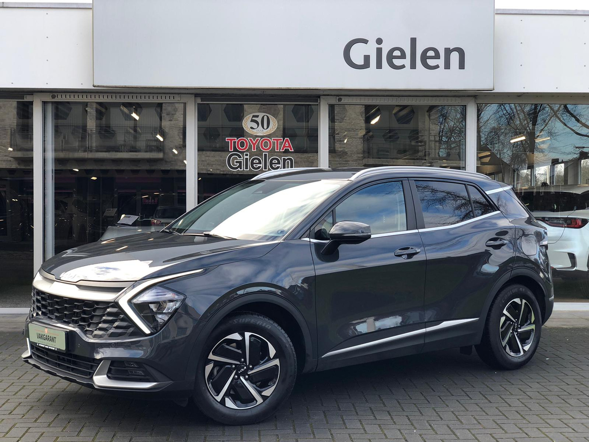 Kia Sportage 1.6 T-GDi MHEV Dynamicline | Trekhaak, Stoel + Stuurverwarming, Navigatie, CarPlay, Parkeersensoren 43503268-0.jpg | Autobedrijf Gielen
