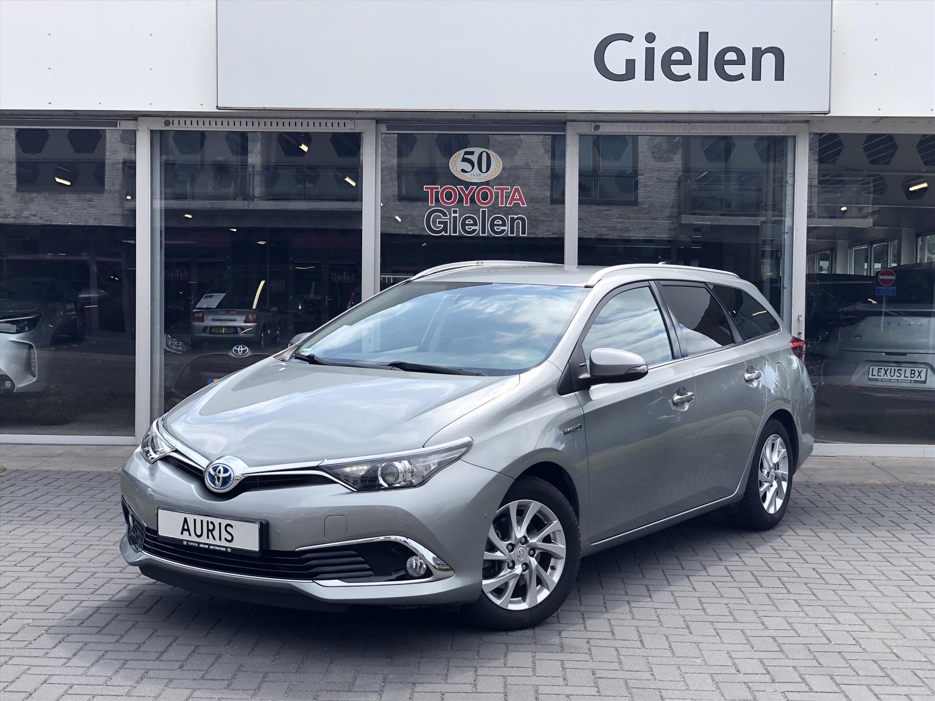 Toyota Auris Touring Sports 1.8 Hybrid Executive | Trekhaak, Navigatie, Parkeersensoren, Keyless, Stoelverwarming, Facelift 46117252-0.jpg | Autobedrijf Gielen