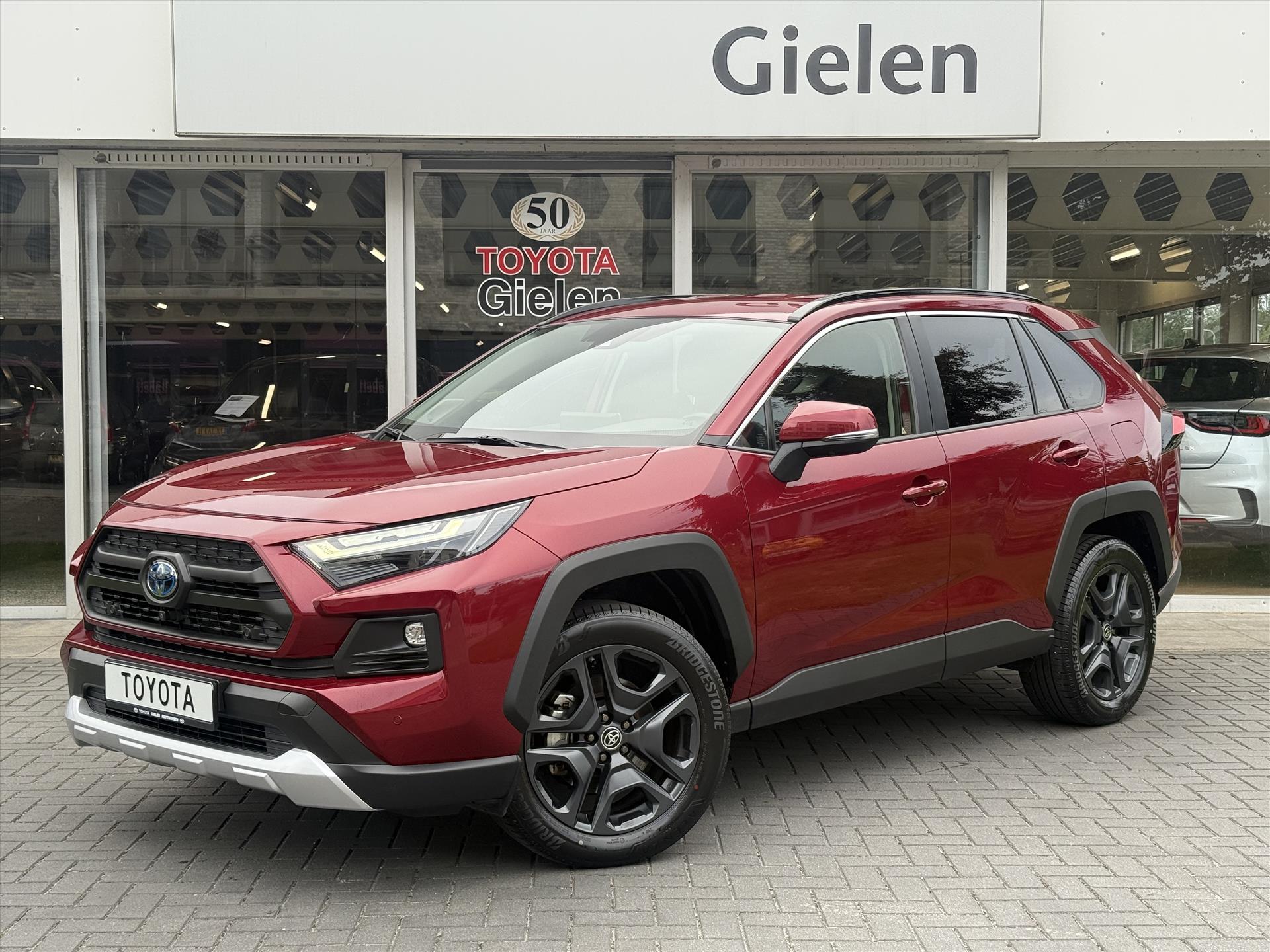 Toyota RAV4 2.5 Hybrid AWD Adventure | Innovation Pack, JBL, Dodehoekherkenning, Parkeersensoren, LED, Stoelverwarming, 360 Camera 47697117-0.jpg | Autobedrijf Gielen