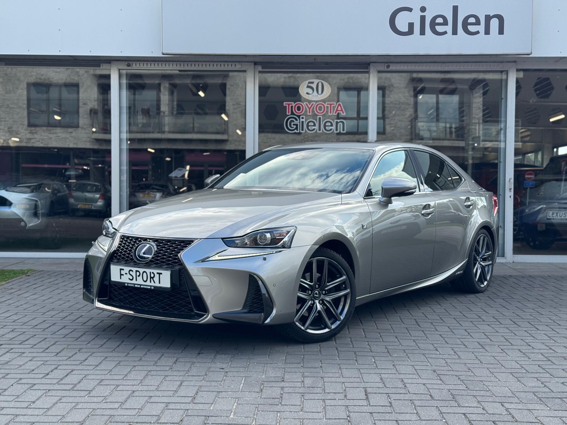 Lexus IS 300h F Sport Line | Schuifdak, Trekhaak, Premium Navigatie, Stoelverwarming, Half leer, Parkeersensoren, Adaptive cruise control 47938946-0.jpg | Autobedrijf Gielen