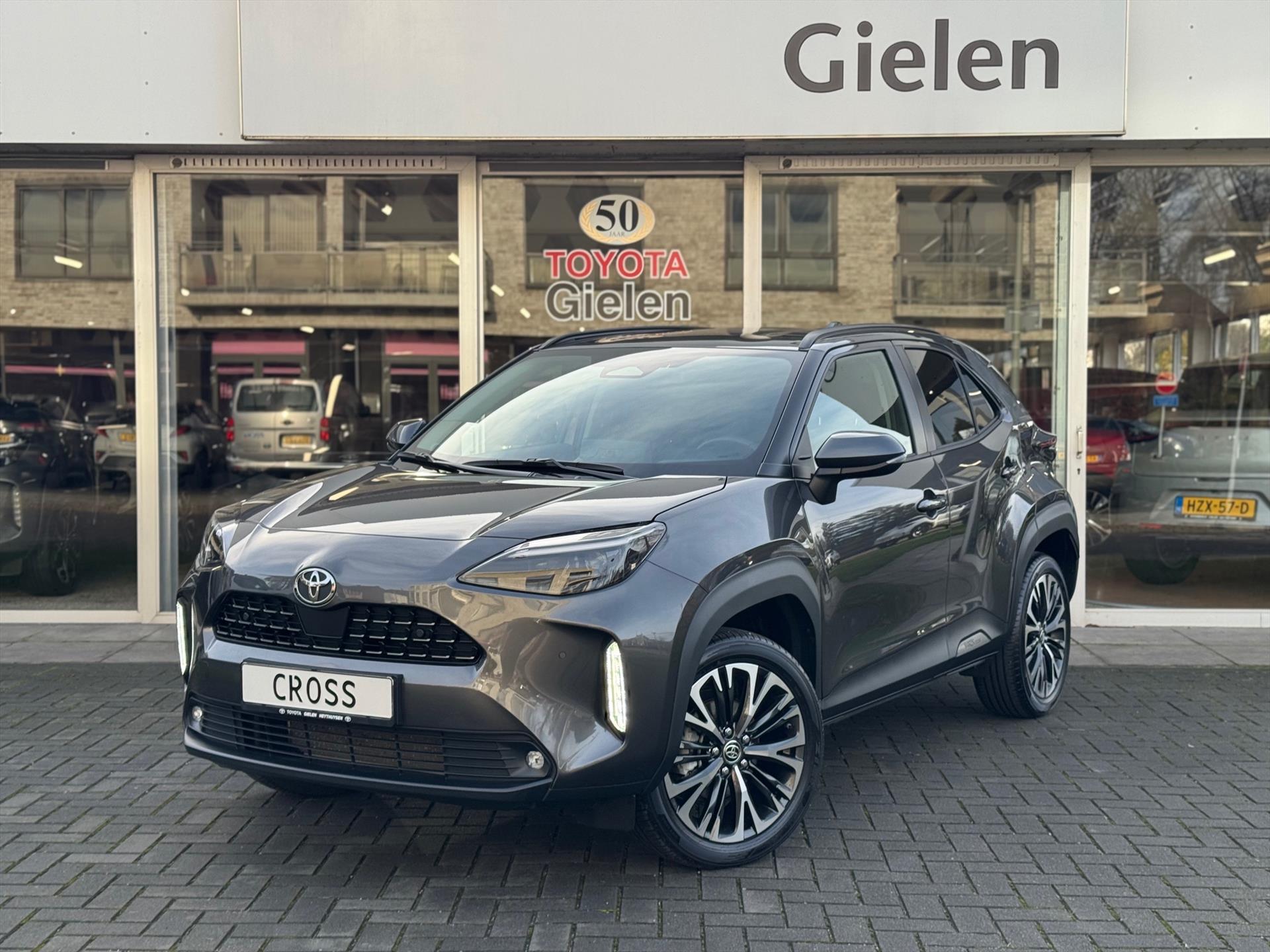 Toyota Yaris Cross 1.5 Hybrid 130pk Executive Limited | Elektrische achterklep, Stoel + Stuurverwarming, 18 inch, Dodehoekherkenning, Parkeersensor 49818132-0.jpg | Autobedrijf Gielen