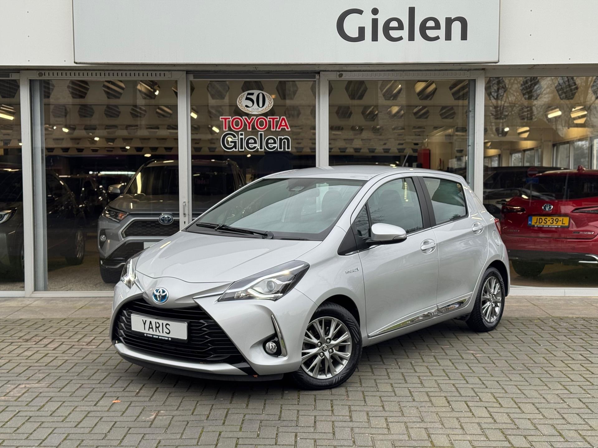 Toyota Yaris 1.5 Hybrid Executive | Lichtmetalen velgen, Half leer, Navigatie, Cruise control, Armsteun, Startknop, Safety sense 50989696-0.jpg | Autobedrijf Gielen
