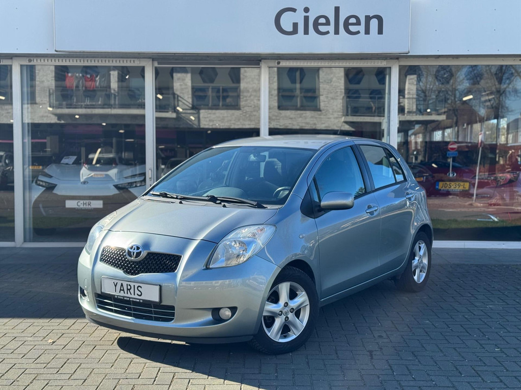 Toyota Yaris 1.3 VVT-I 5DR Luna | Climate control, Lichtmetalen velgen, Centrale deurvergrendeling, Elektrische ramen 51651657-0.jpg | Autobedrijf Gielen