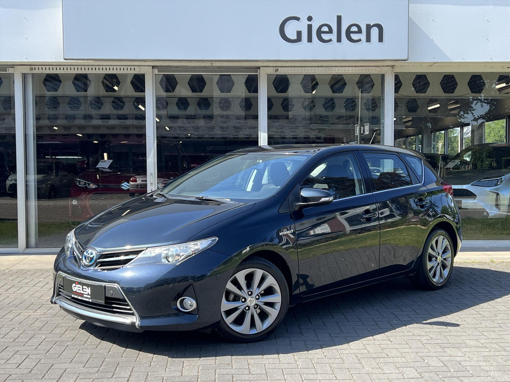Toyota Auris 1.8 Hybrid Dynamic | Navigatie, Parkeersensoren, Stoelverwarming, Cruise control, 17 inch, Camera 53398712-0.jpg | Autobedrijf Gielen