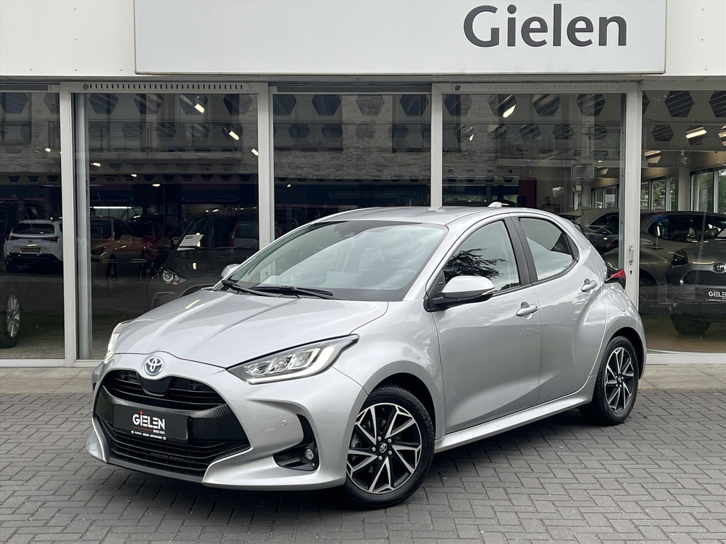 Toyota Yaris 1.5 Hybrid 116pk Dynamic Plus | Parkeersensoren, Stoelverwarming, Keyless 54221264-0.jpg | Autobedrijf Gielen